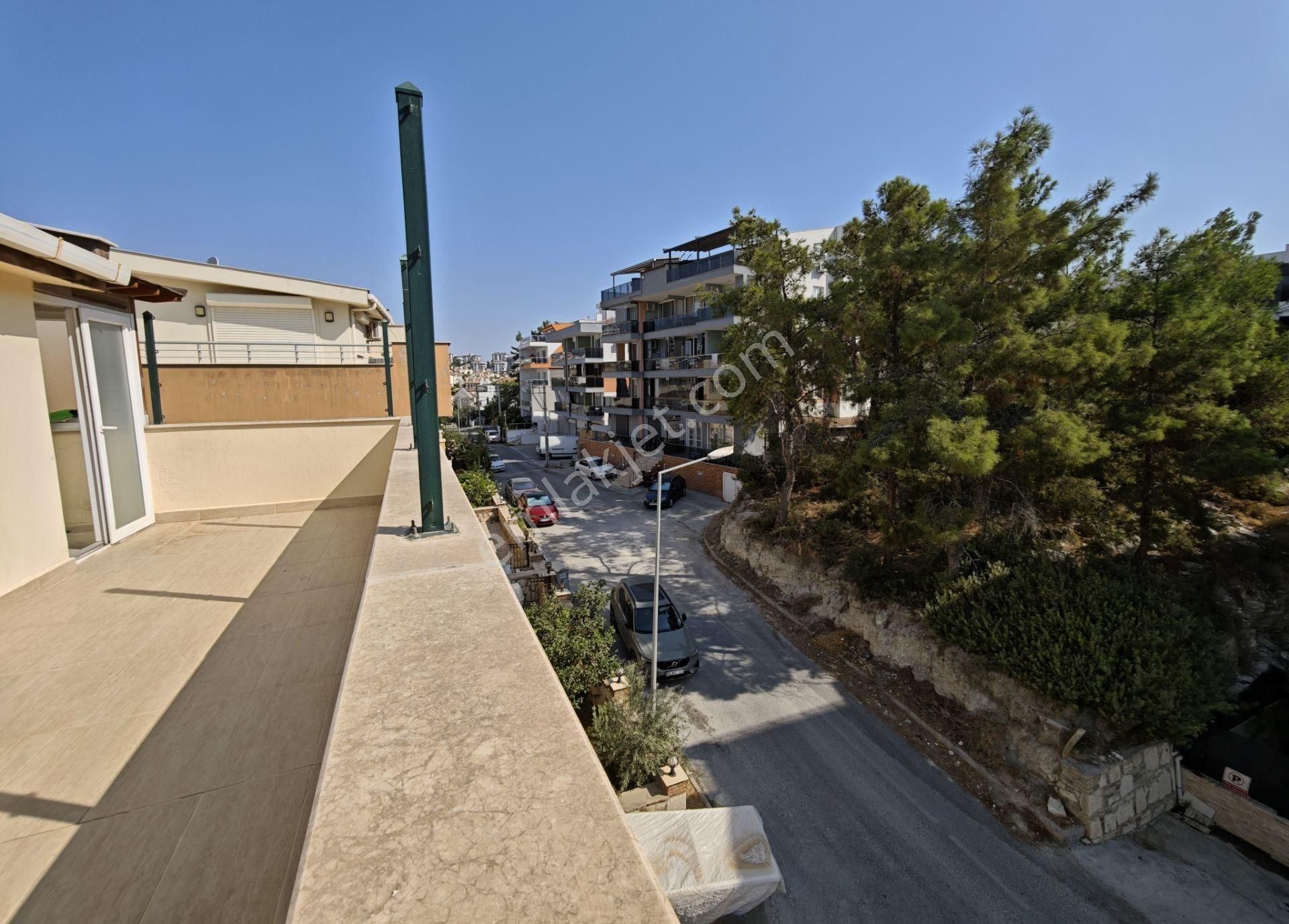 Kuşadası Kadınlar Denizi Satılık Deniz Manzaralı Dublex Daire - Görsel 32