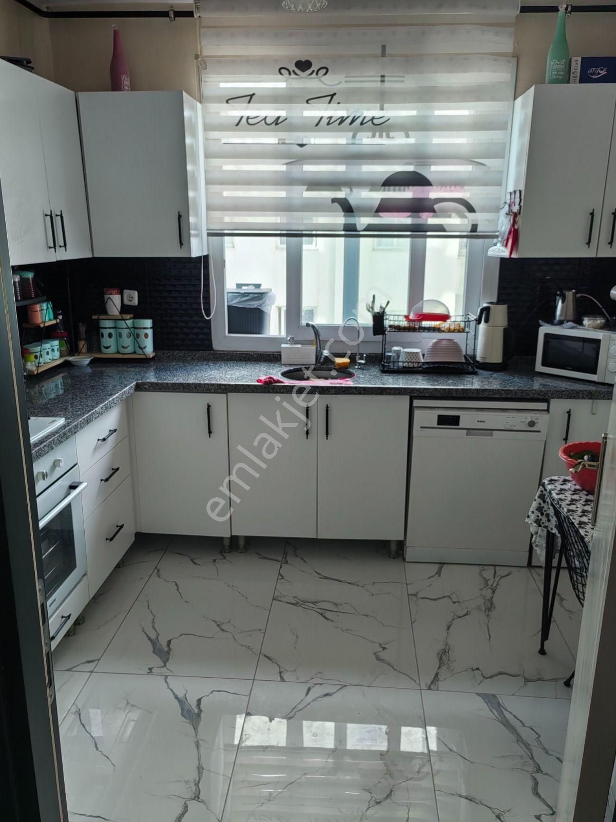 Hasarsız 3+1 Fatih Mah 12-9katı Kapalı Mutfak 2wc Banyo Kgd Cephe Cam Balkon 6-10yaş Önü Açık