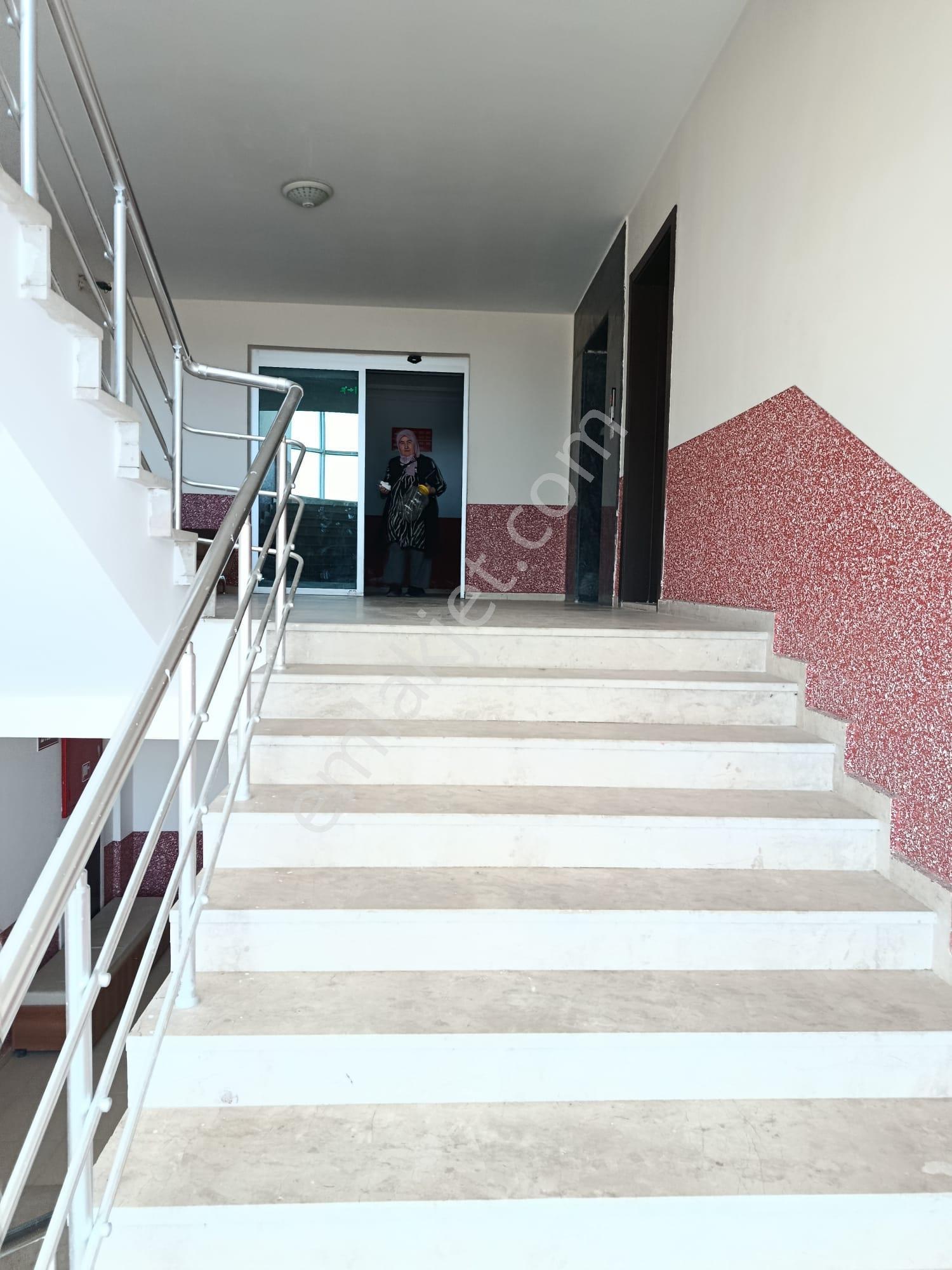 Tezcan Emlaktan Havuzlu Kırkpınar Termalde Satılık 1+1 Daire - Görsel 30