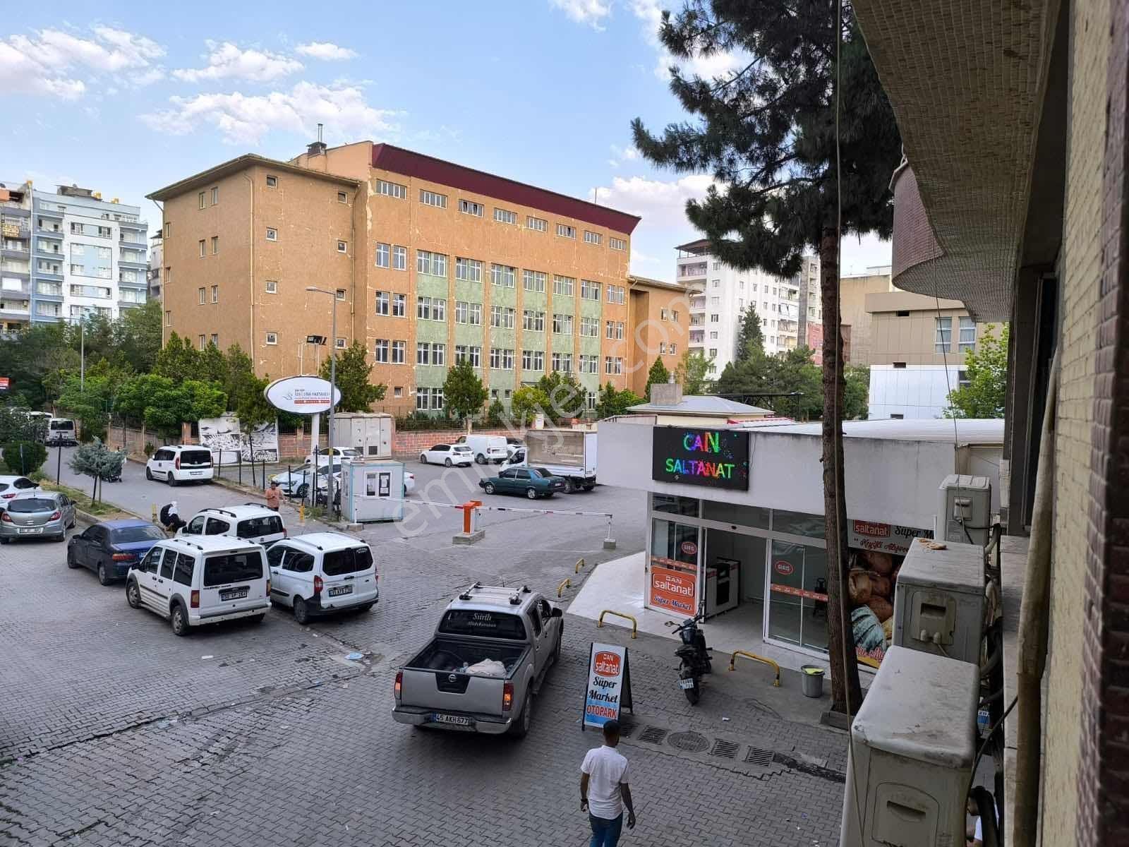 Hayat Gayrimenkul Güres Cad. Satılık 3 Dükkan+3 Ofis+depo - Görsel 2