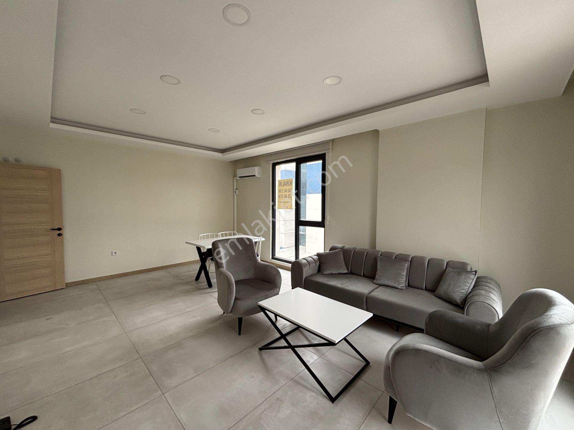 Cedidiye Mahallesi Efea Rezidans’ta 2+1 128 M² Eşyalı Kiralık Ara Kat Daire - Görsel 10