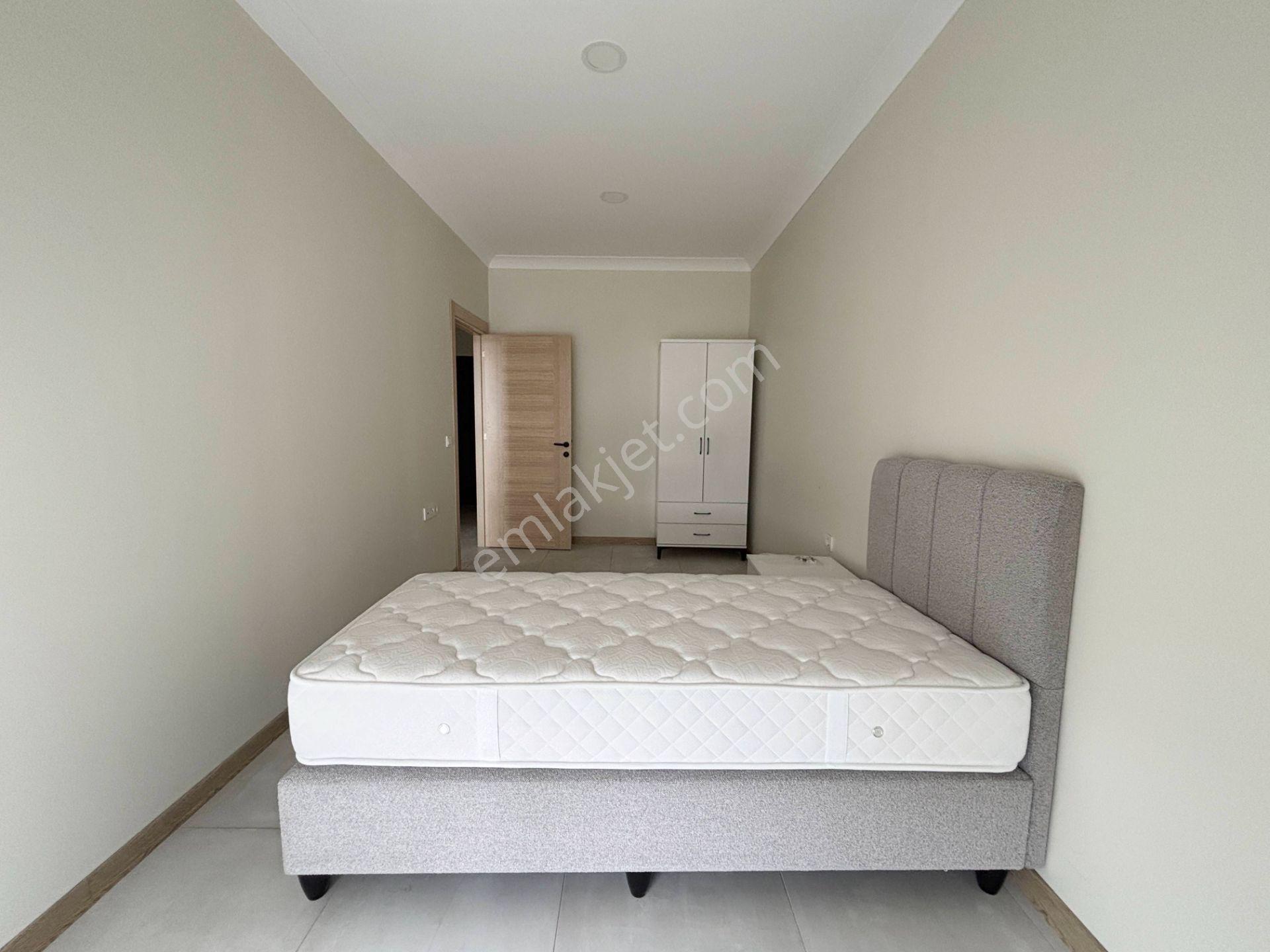 Cedidiye Mahallesi Efea Rezidans’ta 2+1 128 M² Eşyalı Kiralık Ara Kat Daire - Görsel 23