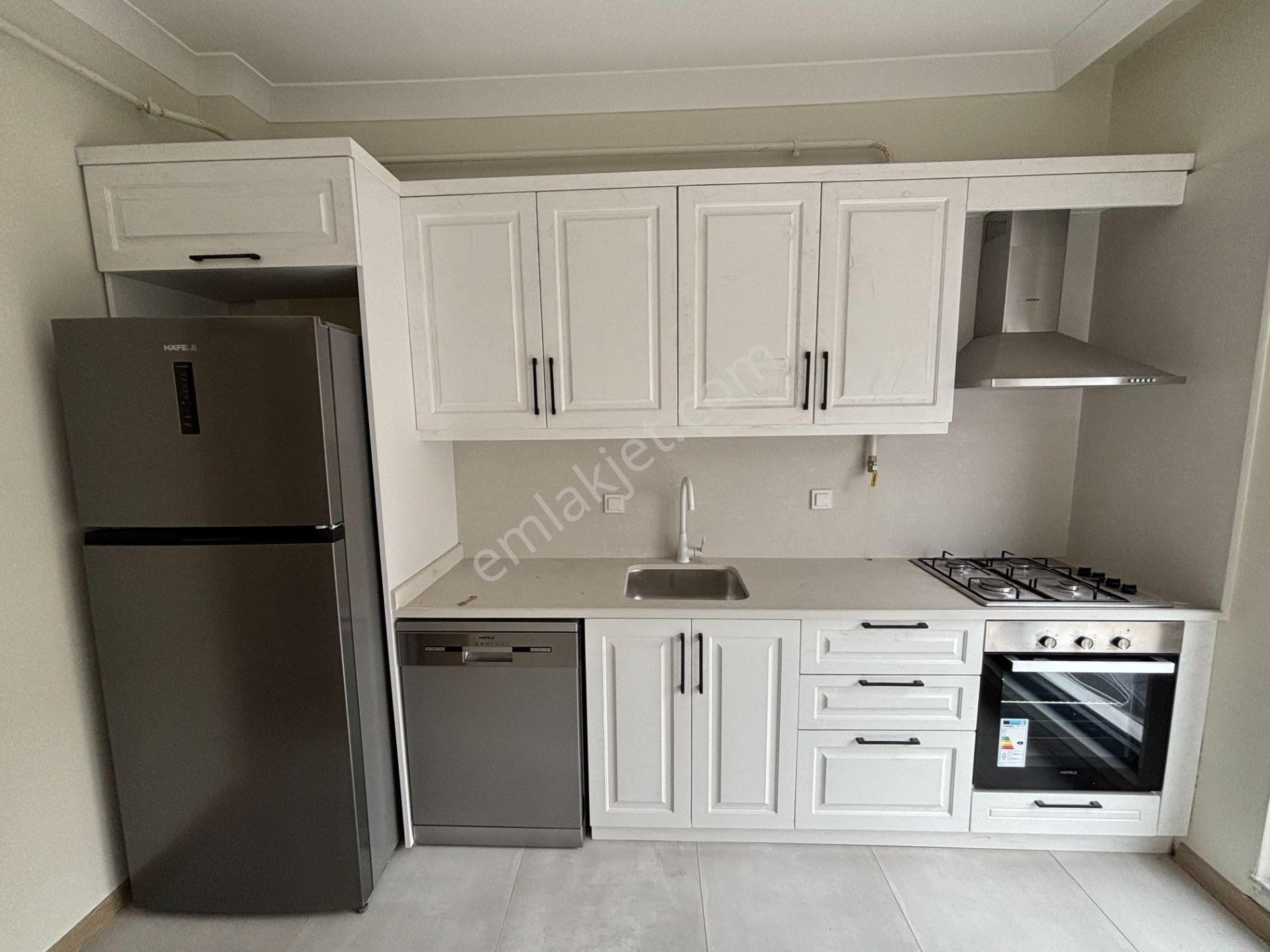 Cedidiye Mahallesi Efea Rezidans’ta 2+1 128 M² Eşyalı Kiralık Ara Kat Daire - Görsel 15