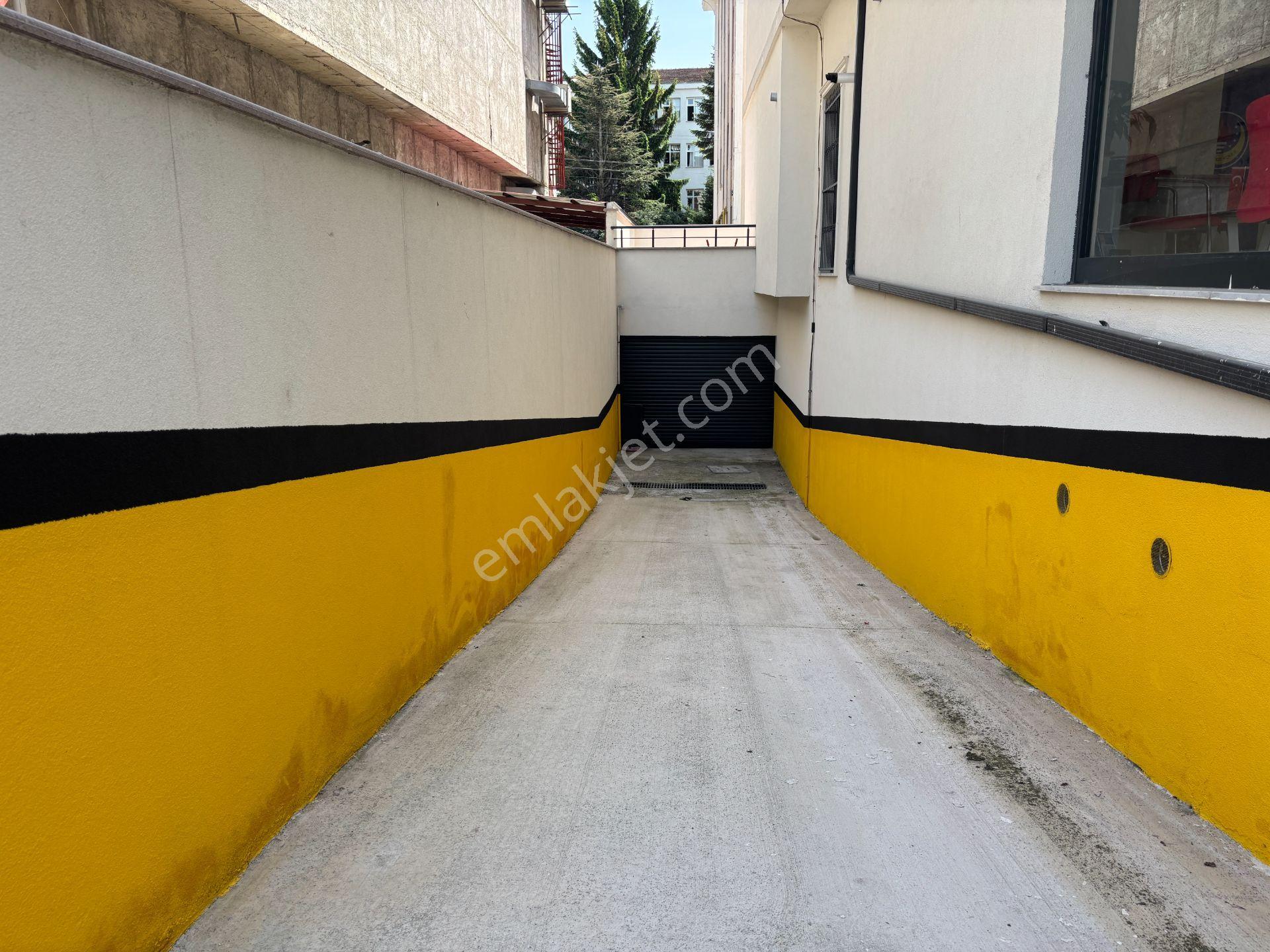 Cedidiye Mahallesi Efea Rezidans’ta 2+1 128 M² Eşyalı Kiralık Ara Kat Daire - Görsel 34