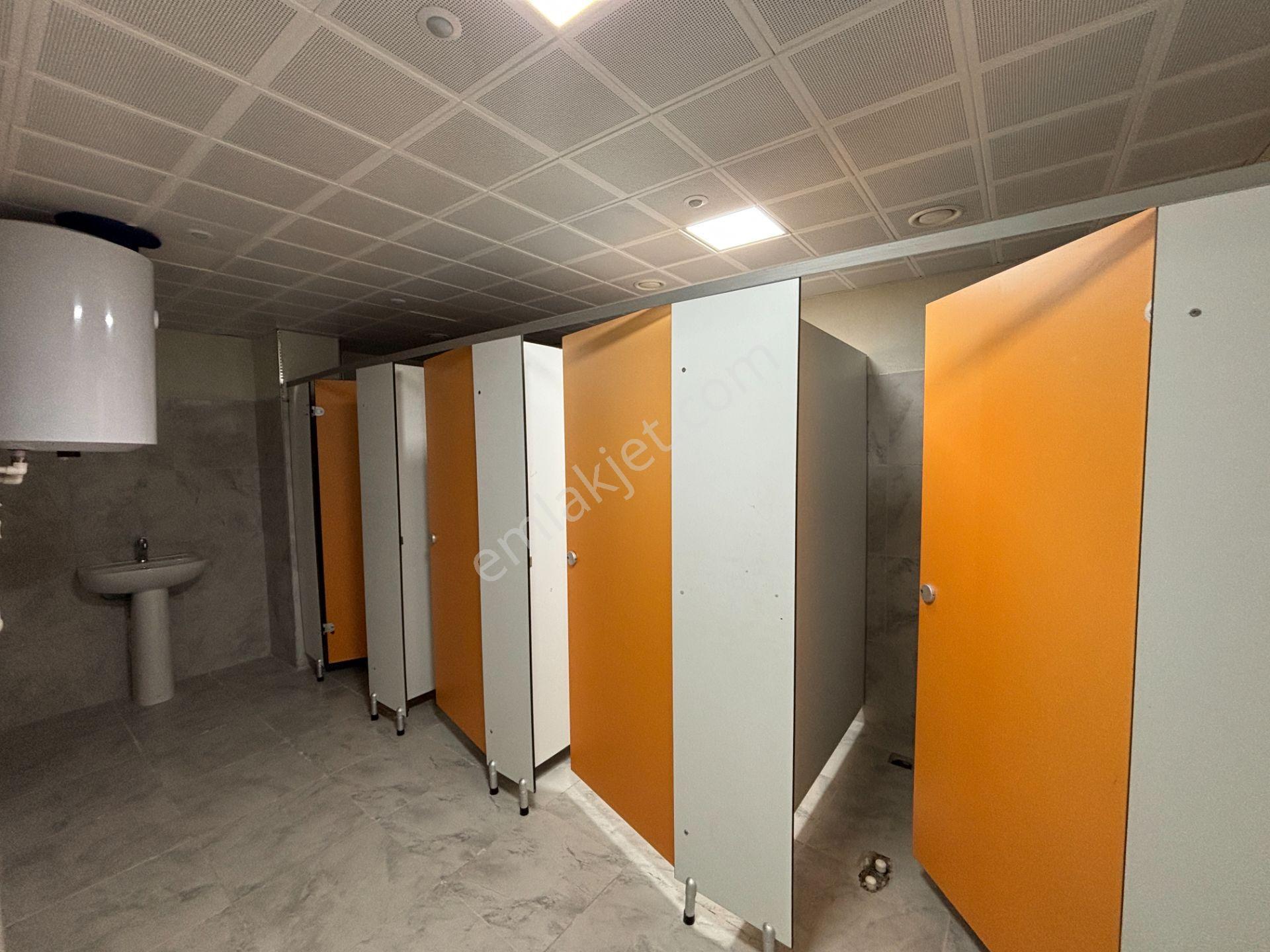 Cedidiye Mahallesi Efea Rezidans’ta 2+1 128 M² Eşyalı Kiralık Ara Kat Daire - Görsel 32