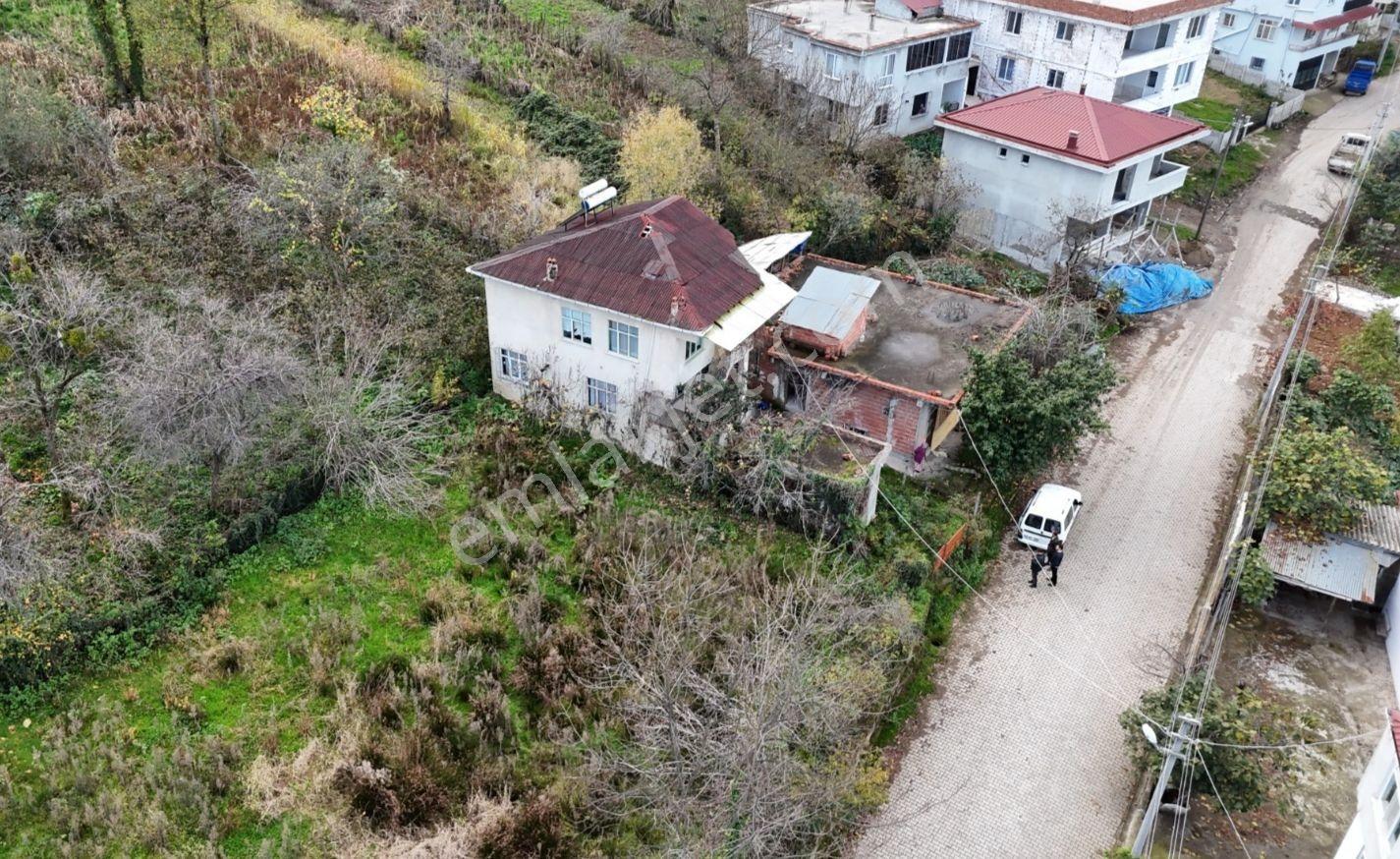 Lerox Uçardan Bazlamaç Mah Satılık İki Katlı Müstakil Ev - Görsel 4
