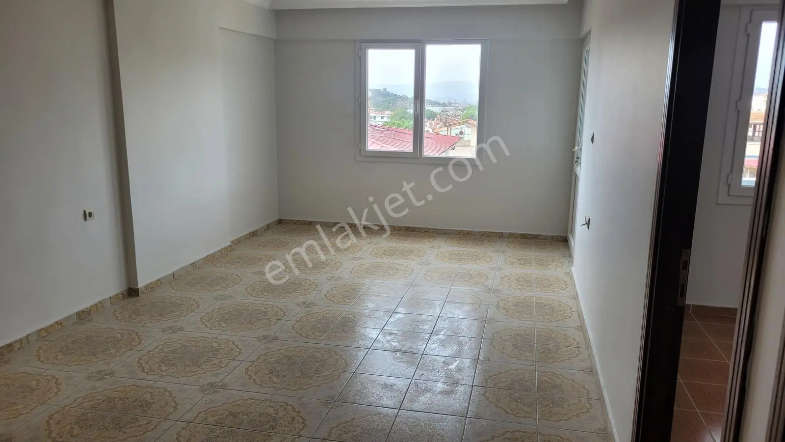 Ürkmez İpek Kum Plajına 200 Metre 1+1 55 M2 Daire - Görsel 2
