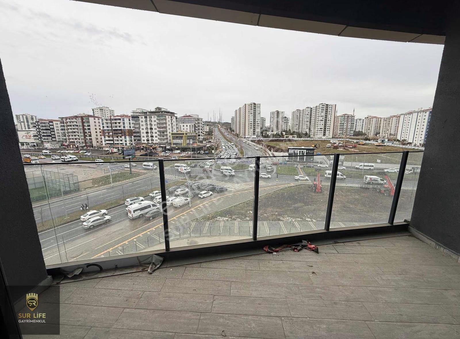 Urfa Yolu Üzeri Tepeşehır Kavşağı Fidan Alabalık Kiralık Büro - Görsel 6