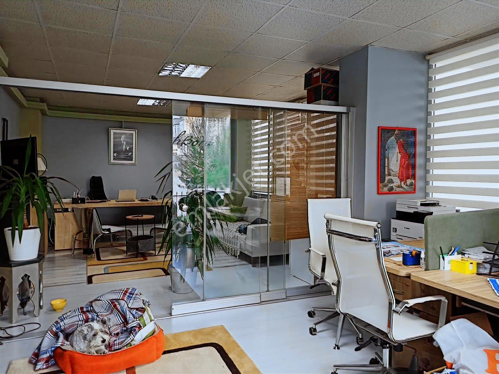 İhsaniye Mahallesinde Fsm'ye Yakın 40 M² Kiracılı Satılık Dükkan - Görsel 12
