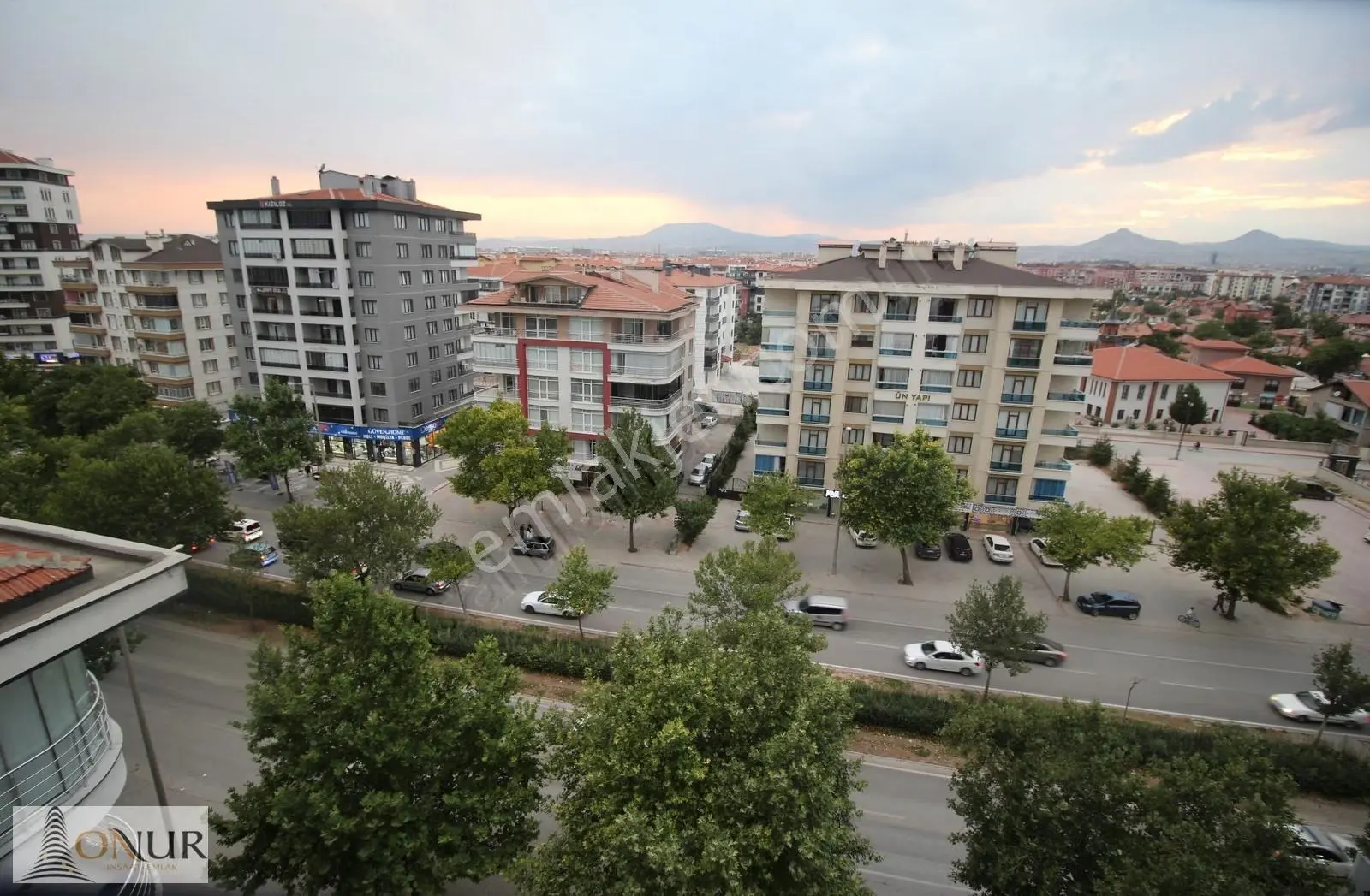 Onur Emlak Akabe Mah.fetih Cad. Ara Kat 3+1 Kiralık Daire - Görsel 18