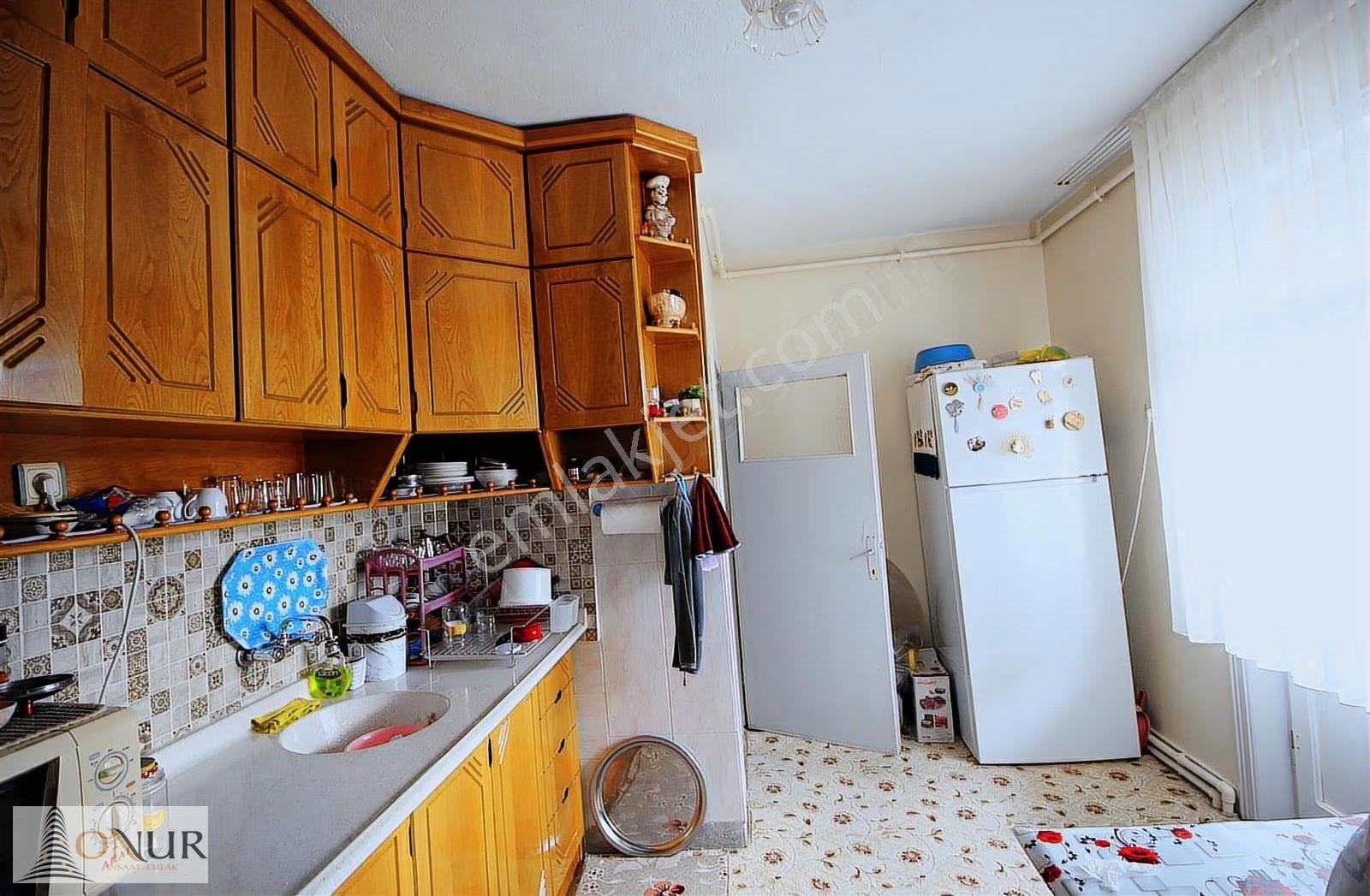 Onur Emlak Erenköy Mah. 2.5 Katlı Müstakil Bahçeli Satılık Daire