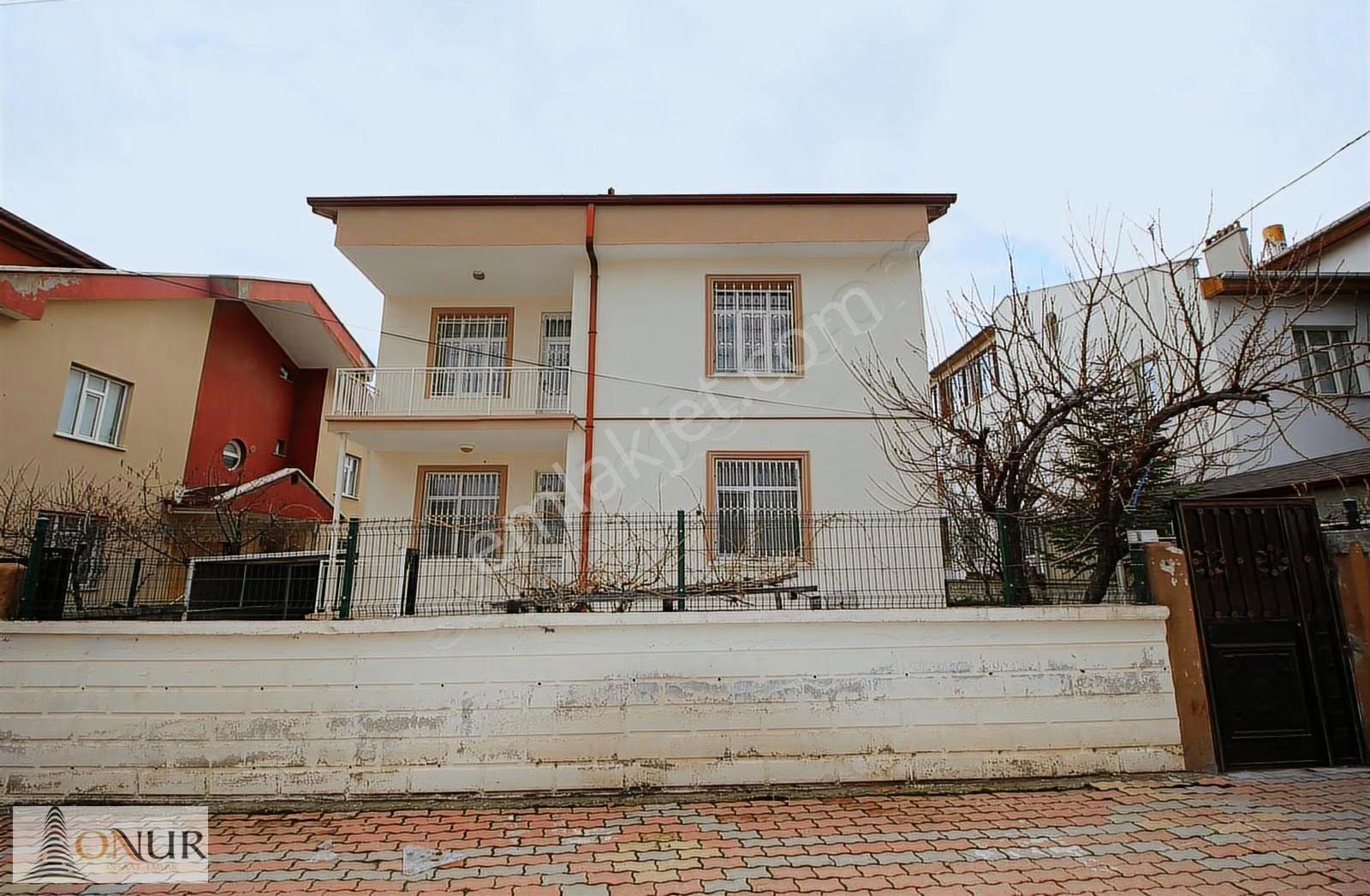 Onur Emlak Erenköy Mah. 2.5 Katlı Müstakil Bahçeli Satılık Daire - Görsel 8