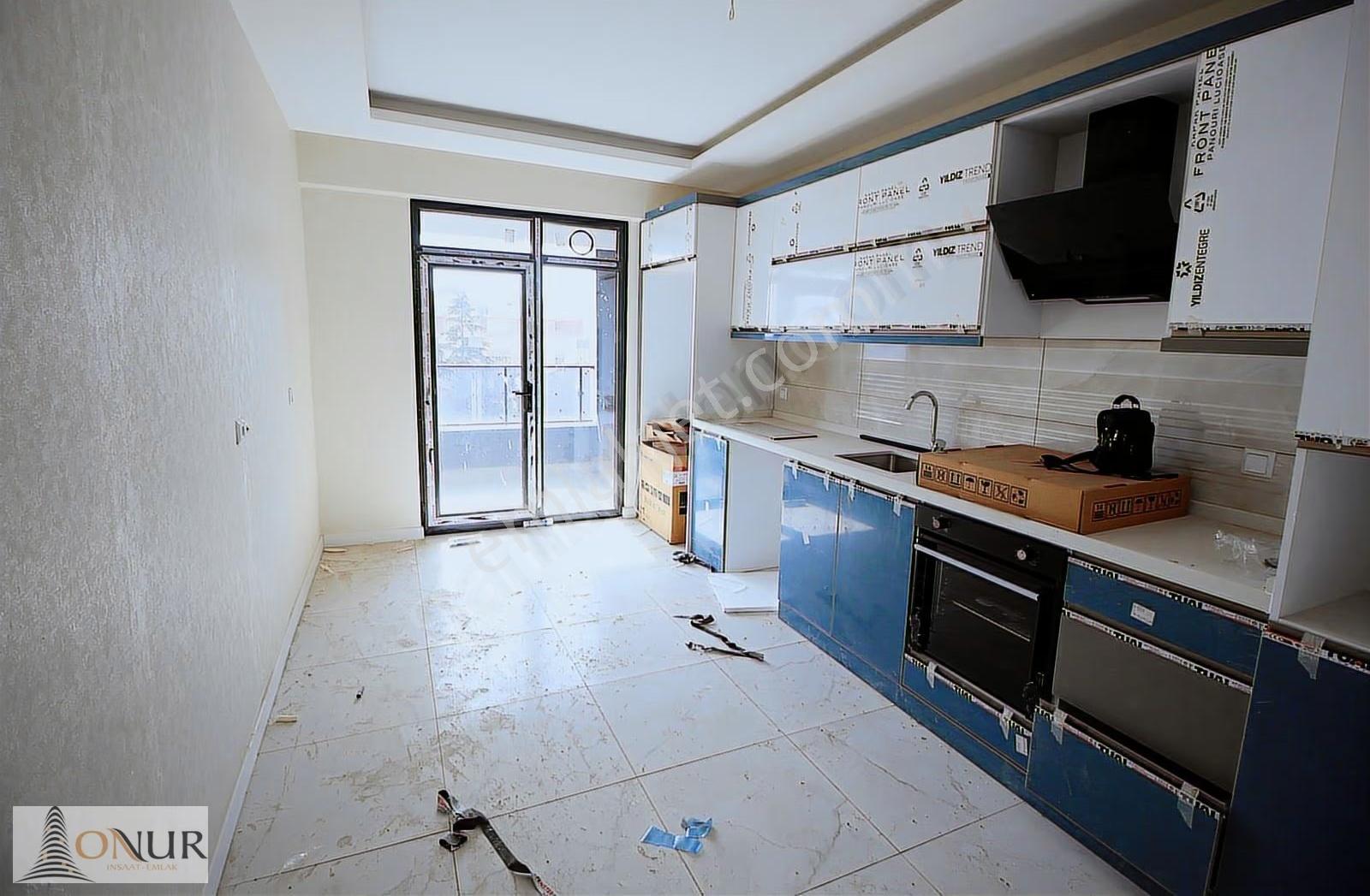 Onur Emlak Yediler Mah. Site İçi Kapalı Otoparklı 3+1 Ara Kat