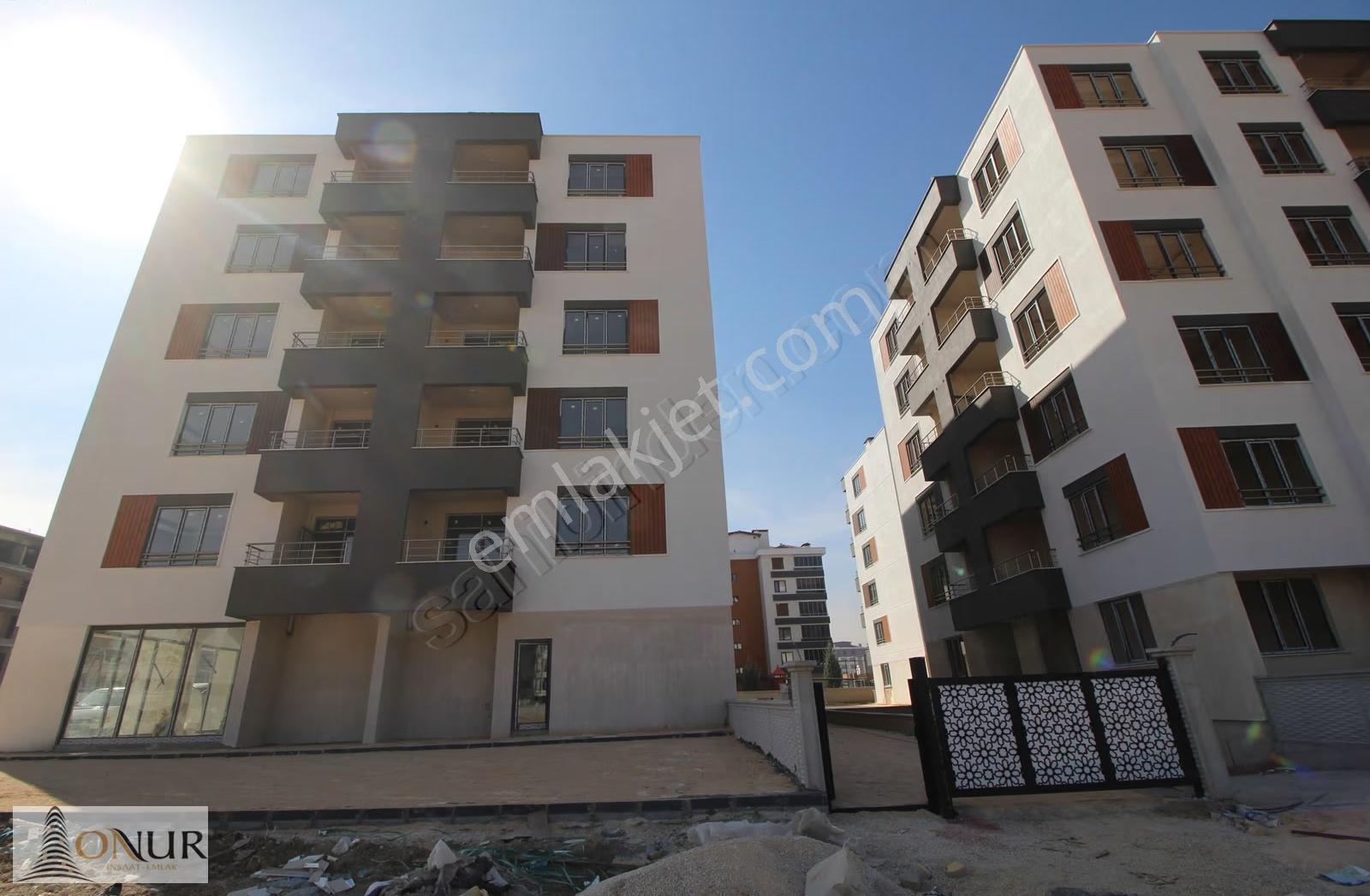Onur Emlak Kırbaşı Cad. Site İçi Kapalı Otoparklı 3+1 Lüks Daire - Görsel 20