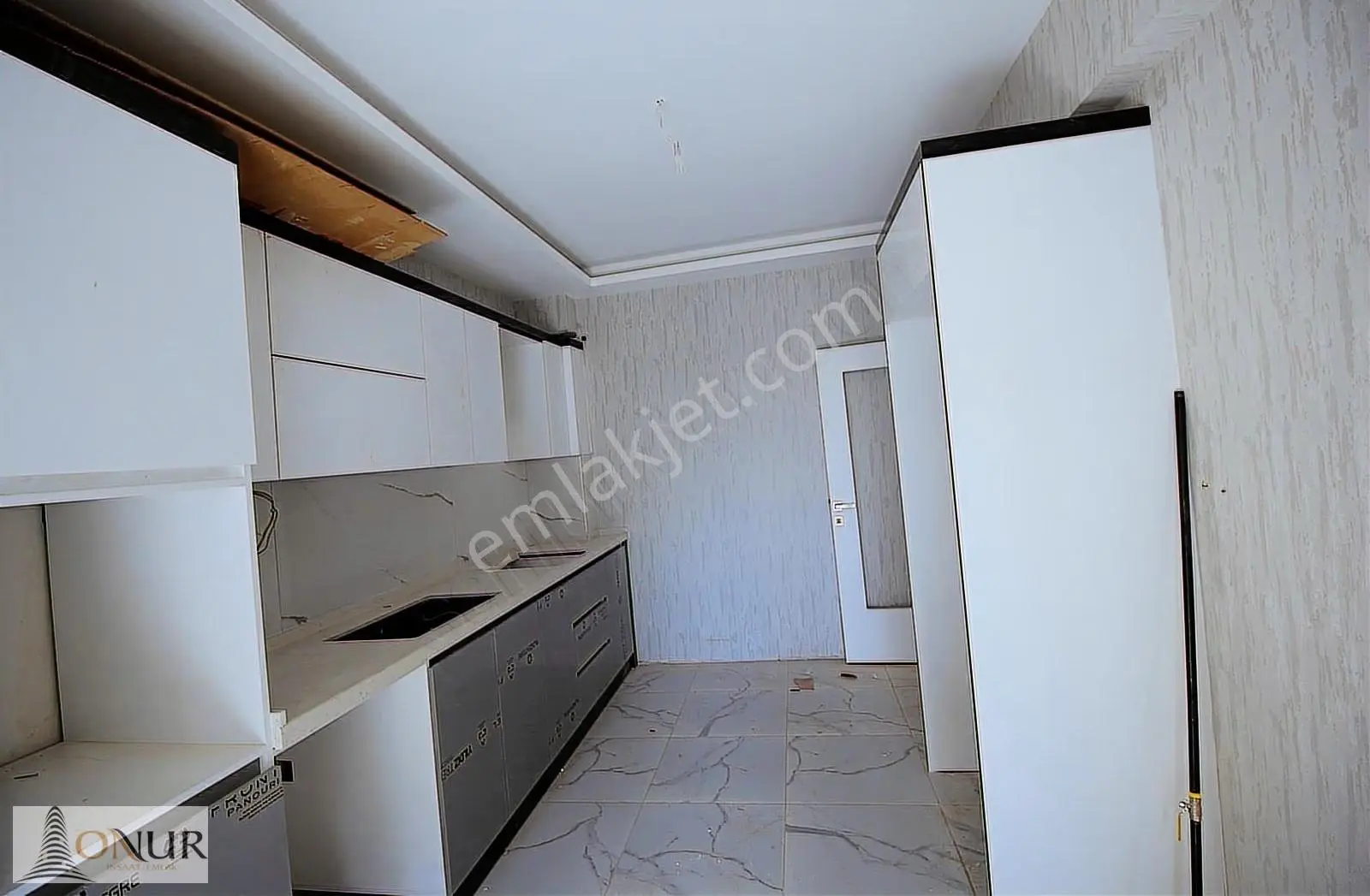 Onur Emlak Kırbaşı Cad. Site İçi Kapalı Otoparklı 3+1 Lüks Daire - Görsel 2