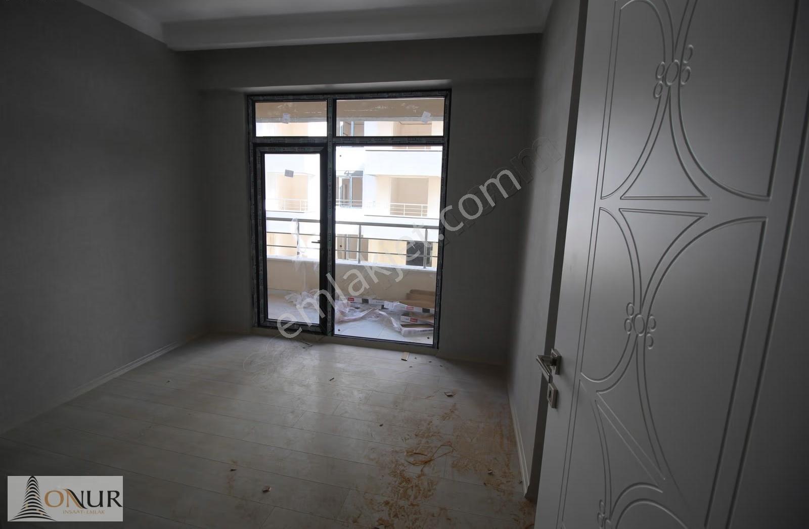 Onur Emlak Kırbaşı Cad. Site İçi Kapalı Otoparklı 3+1 Lüks Daire - Görsel 19