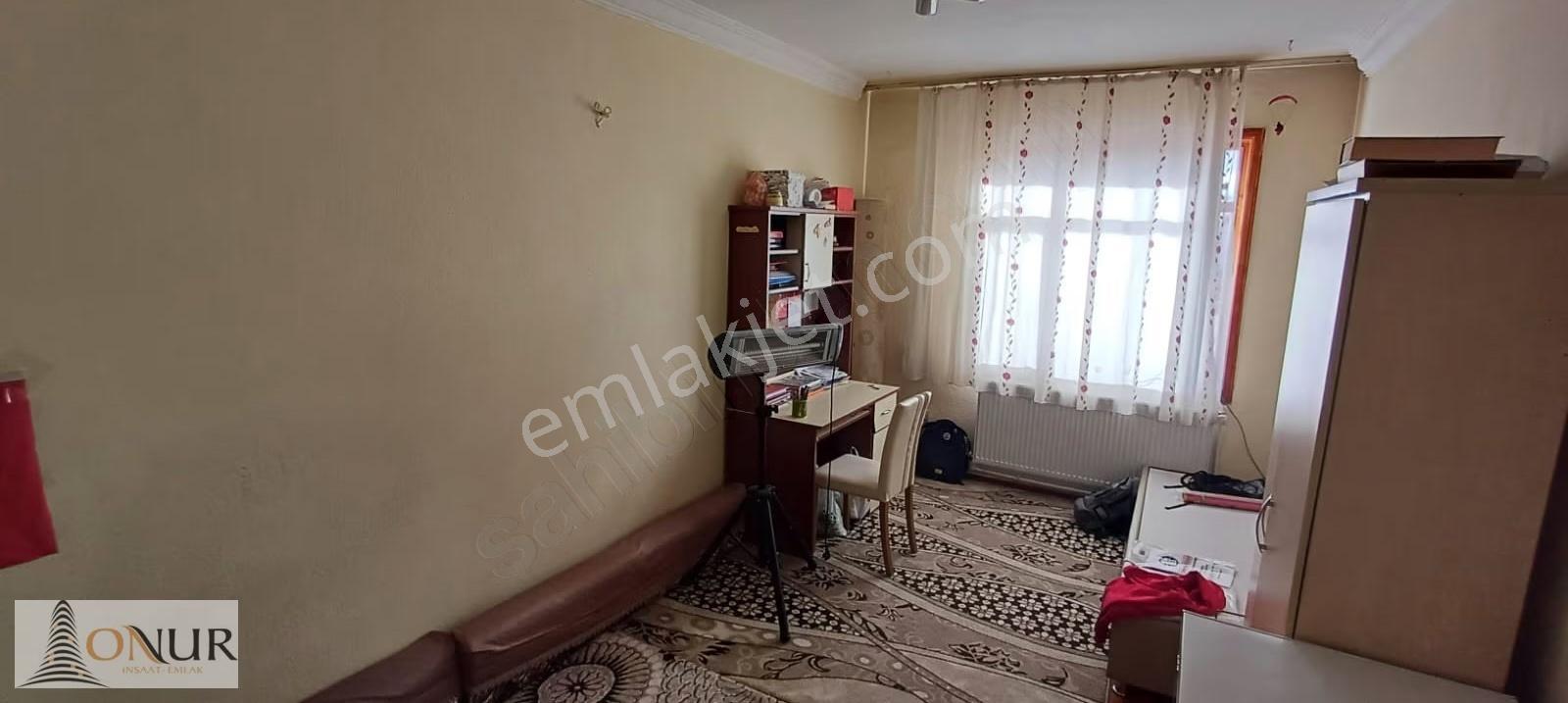 Onur Emlak Sakarya Mah. 6+1 Satılık Geniş Dubleks Daire - Görsel 12
