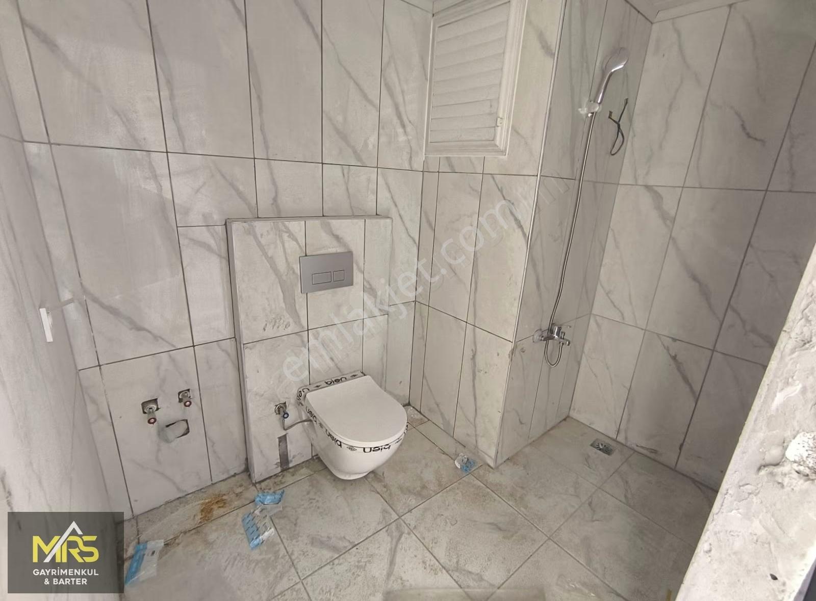 Mrs Gayrimenkulden Kocahasanlıda Satılık 1+1 Yazlık Havuzlu Dair - Görsel 14