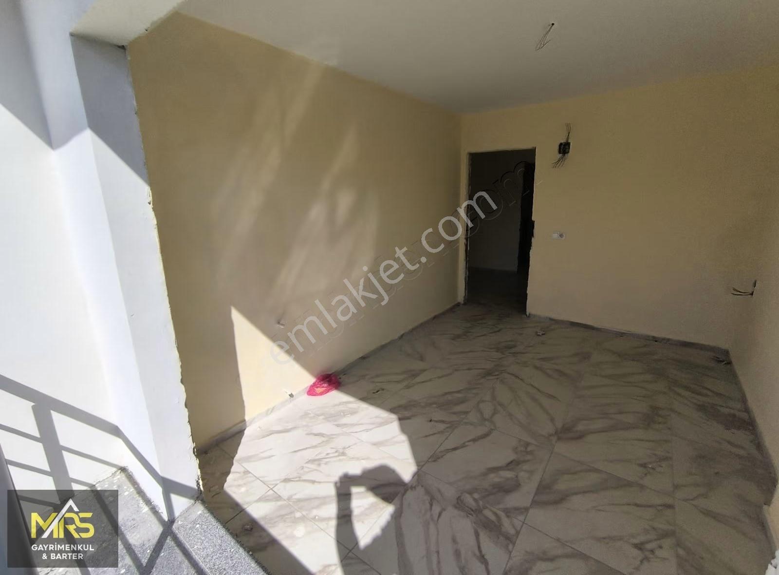 Mrs Gayrimenkulden Kocahasanlıda Satılık 1+1 Yazlık Havuzlu Dair - Görsel 10