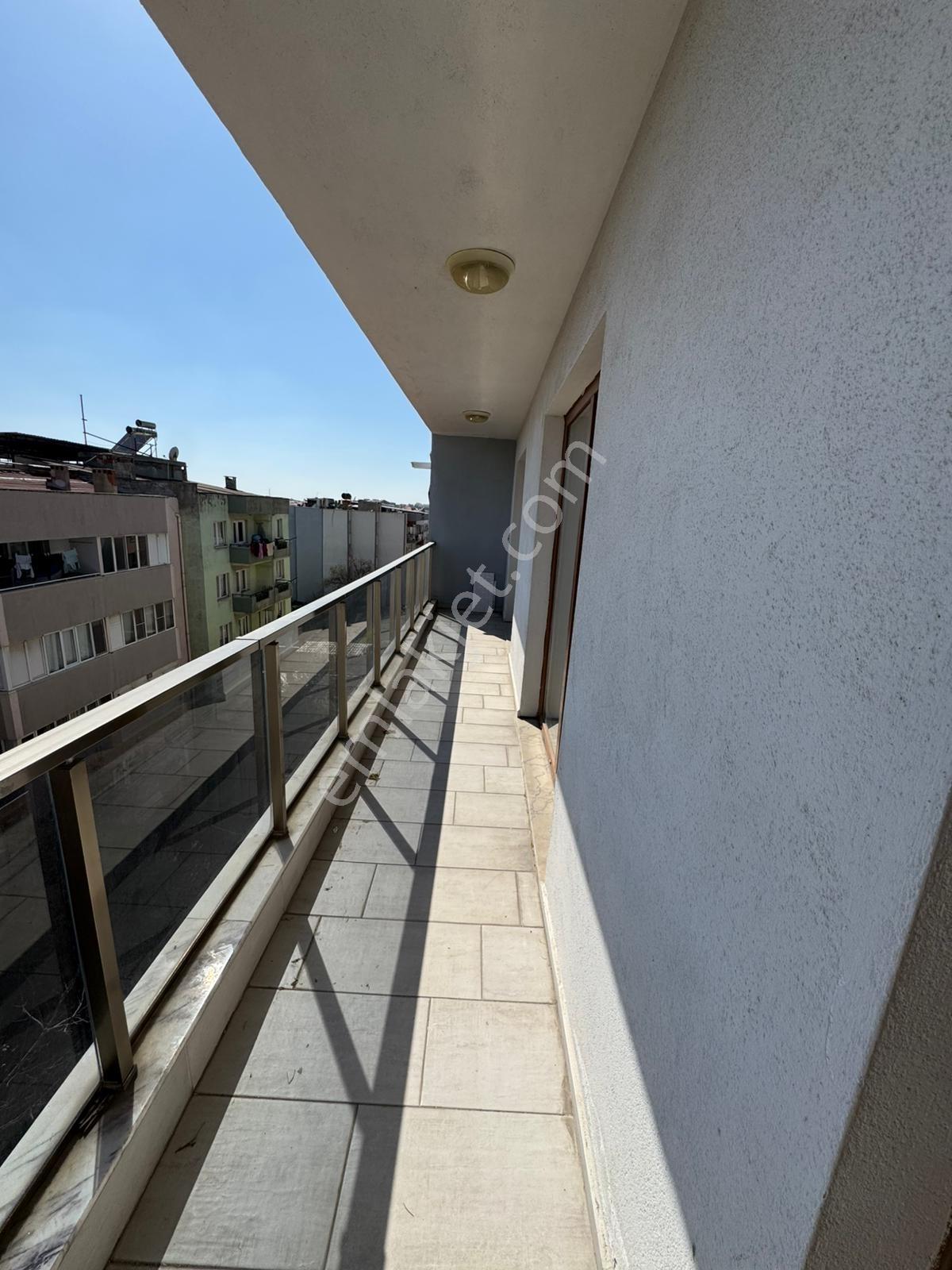 G.o.paşa Mh. Ana Caddede Ciğerci Baba Üzeri Arakat Lüx 3+1 Daire - Görsel 17