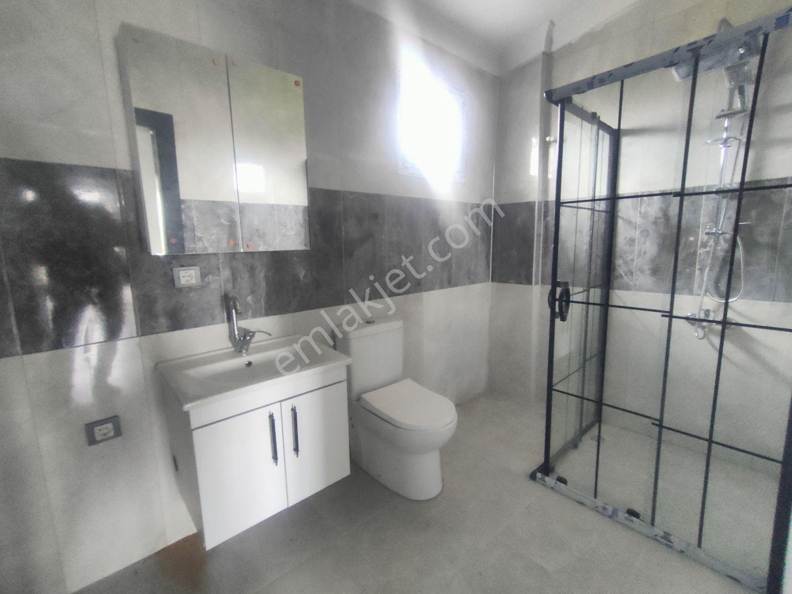 Kartallar'dan Plaja 250mt Mesafede Büyük Ve Geniş Odalı Yazlık. - Görsel 28