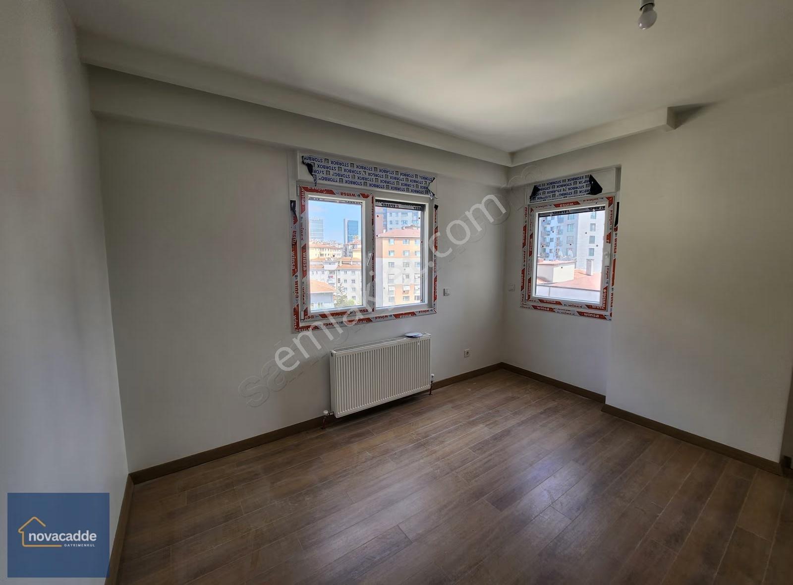 Kozyatağı Marmara Cad Üzerinde Geniş 2+1 Sıfır Daire - Görsel 9
