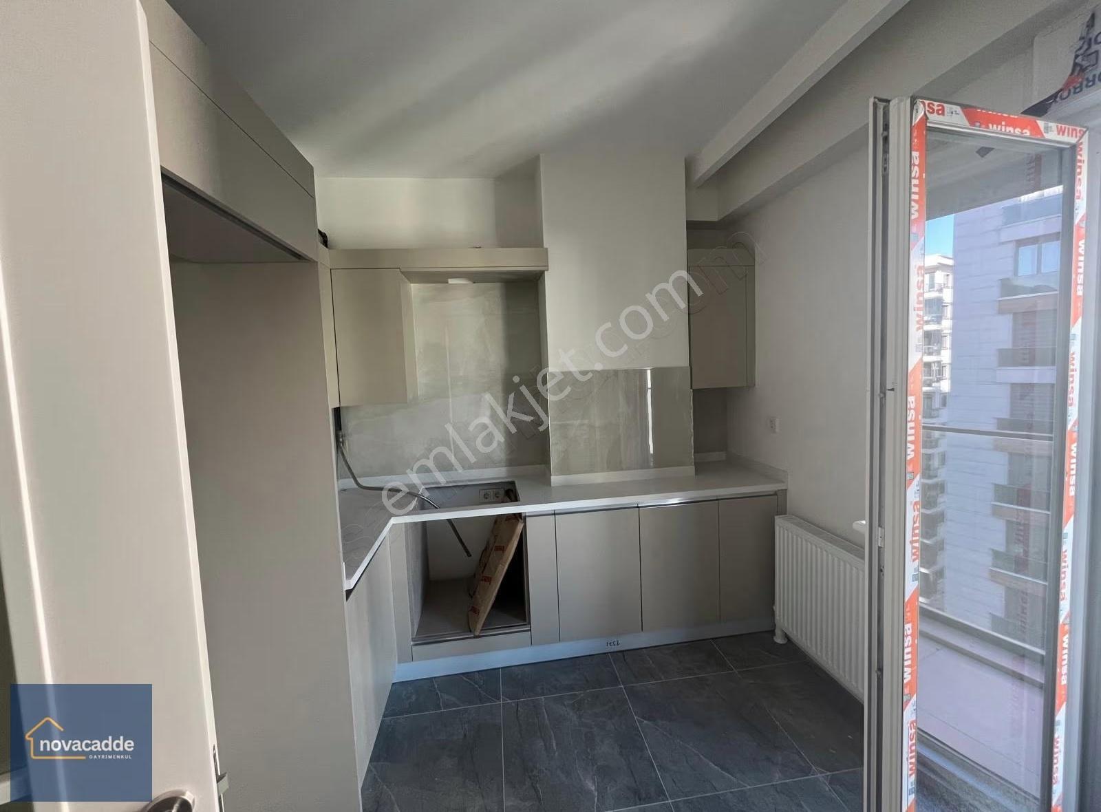 Nova Cadde,den Erenköyde Yeni Binada 2+1 Balkonlu Daireler - Görsel 35