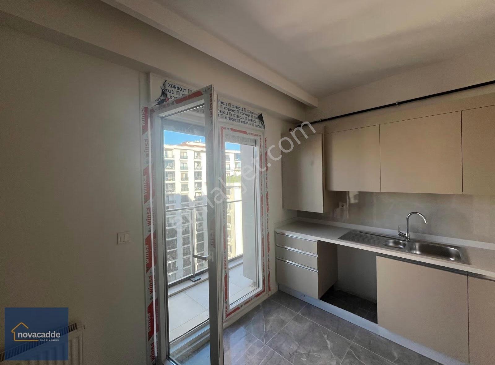 Nova Cadde,den Erenköyde Yeni Binada 2+1 Balkonlu Daireler - Görsel 32