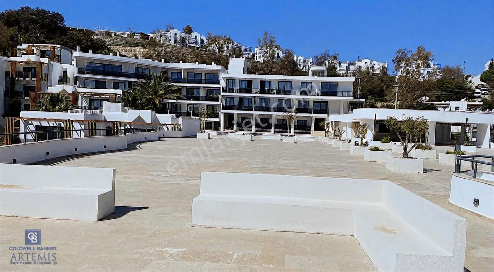 Bitez Asarlık'ta Otel Konforunda Full Manzara Havuzlu Site 2+1 - Görsel 25
