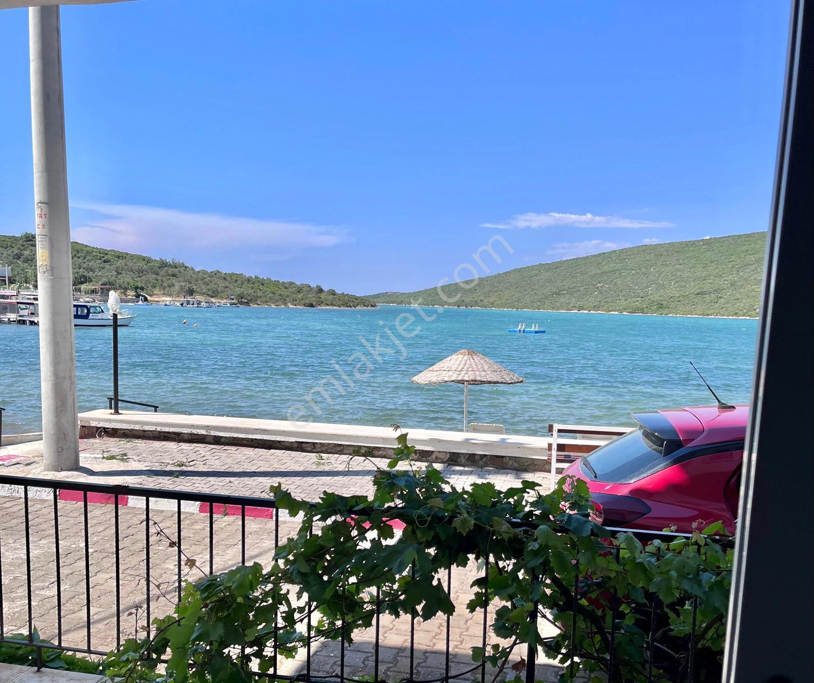 Urla Özbek Eğriliman'da Site İçi Deniz İle İçiçe Tadilatlı Daire - Görsel 4