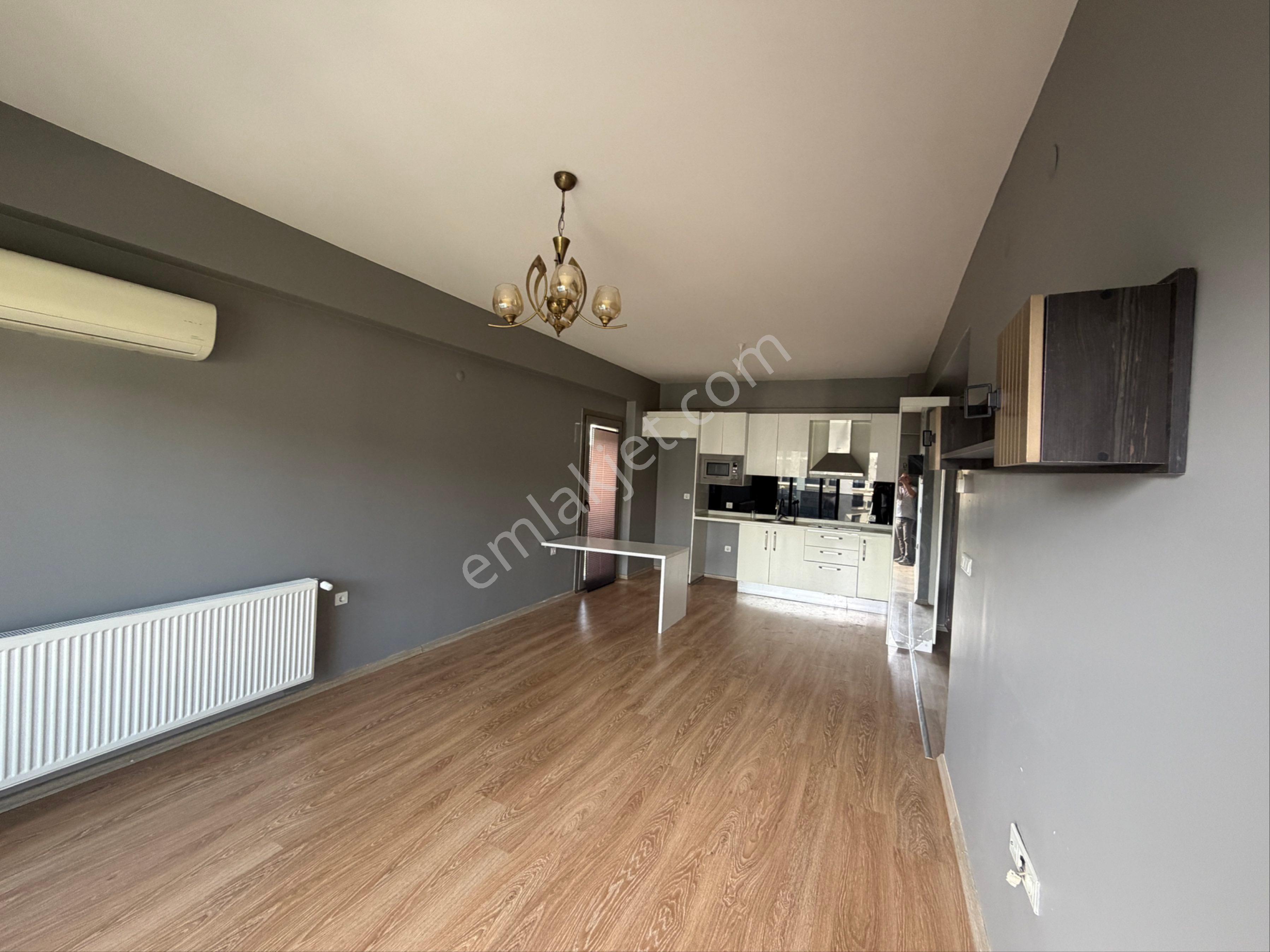 Torbalı Yedieylül Kiralık Havuz Cepheli Ara Kat 1+1 Daire - Görsel 20