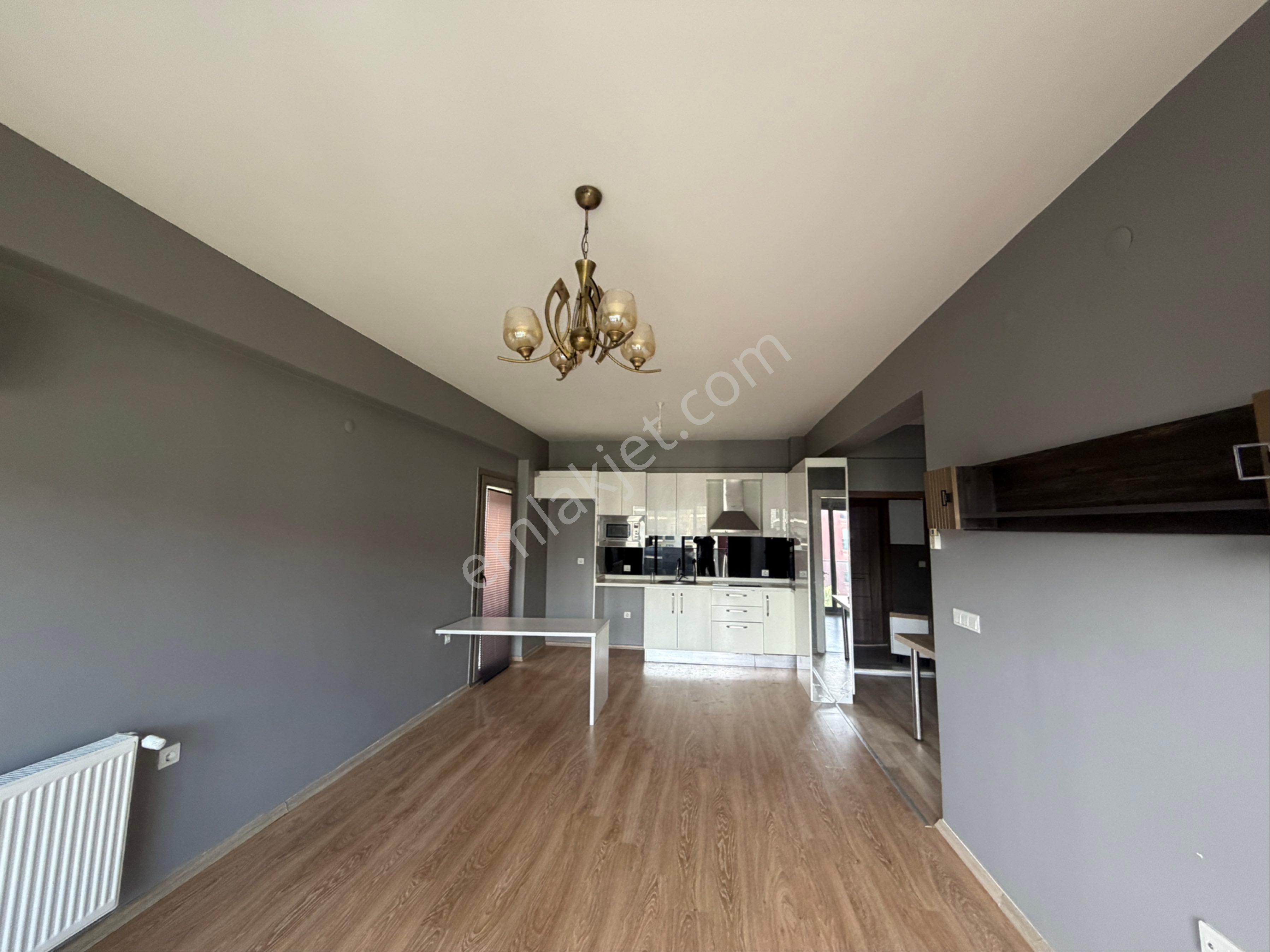 Torbalı Yedieylül Kiralık Havuz Cepheli Ara Kat 1+1 Daire - Görsel 22