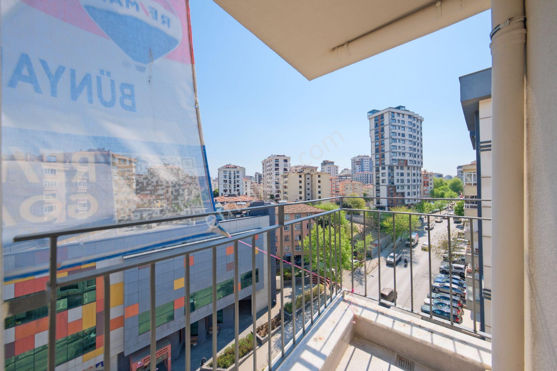 Merdivenköy Yeni İskanlı Binada Geniş 4+2 Satılık Dubleks Daire - Görsel 9