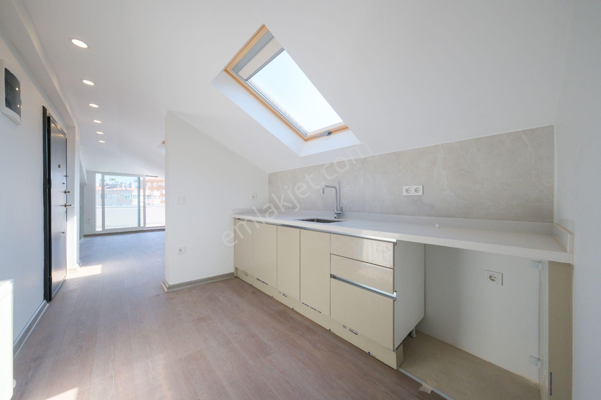 Merdivenköy Yeni İskanlı Binada Geniş 4+2 Satılık Dubleks Daire - Görsel 30