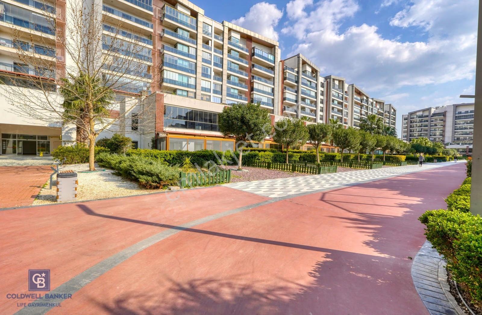 Park Yaşam Ataşehirde Köşe Konumlu Bahçeli 4+1 Dubleks Villa - Görsel 14