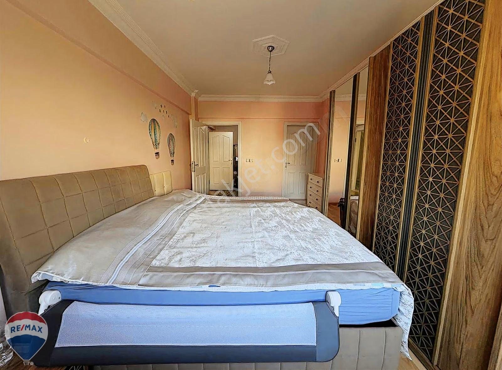Remax Mavi'den Agora Avm Civarında Satılık 4+1 Garajlı Daire - Görsel 24