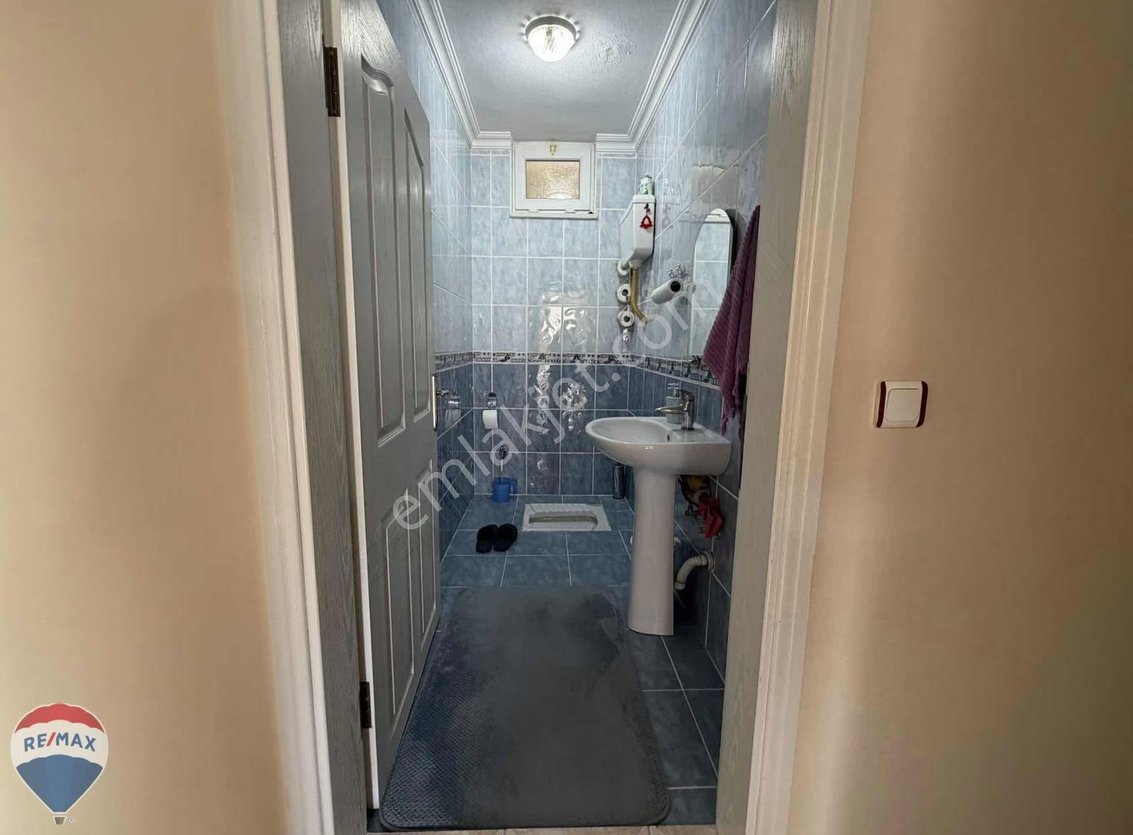 Remax Mavi'den Agora Avm Civarında Satılık 4+1 Garajlı Daire - Görsel 12