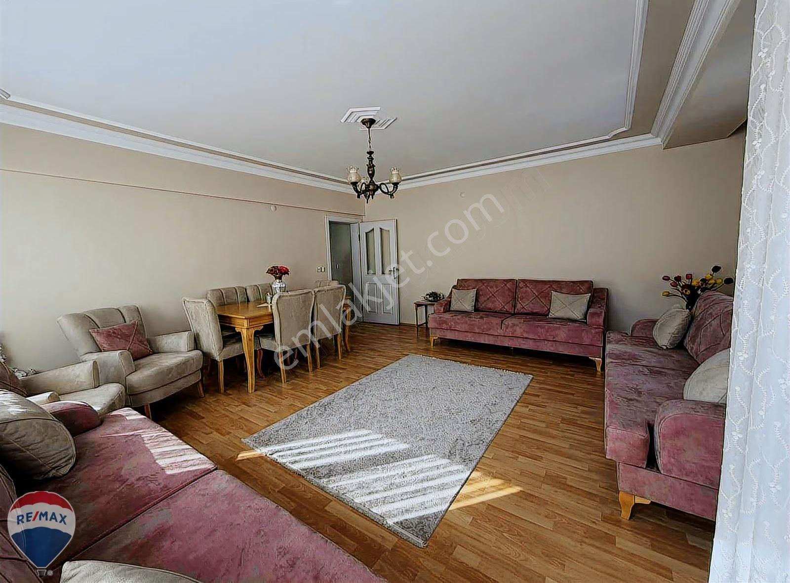 Remax Mavi'den Agora Avm Civarında Satılık 4+1 Garajlı Daire - Görsel 20