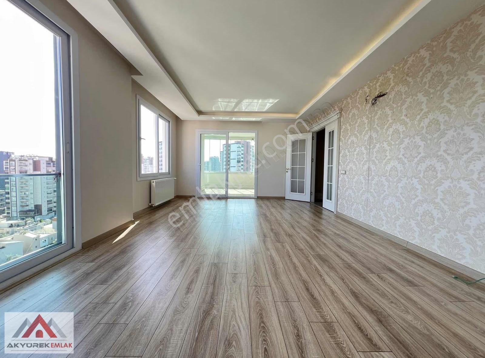 Akyürek'ten Soli Civarı Havuzlu Site Gerçek 5+1 Geniş Aile Daire - Görsel 9