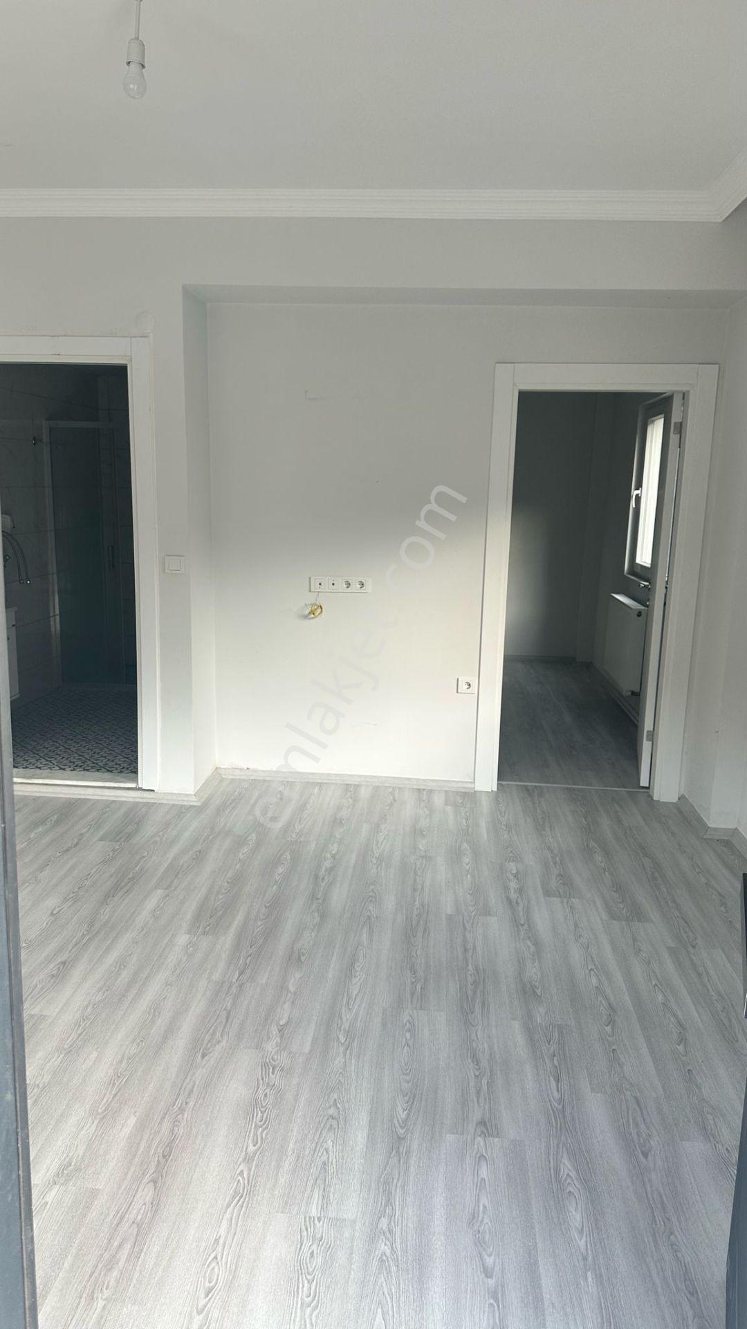Milas Emek'te Kiralık 1+1 Daire - 40m² Net, Yeni Bina - Görsel 13