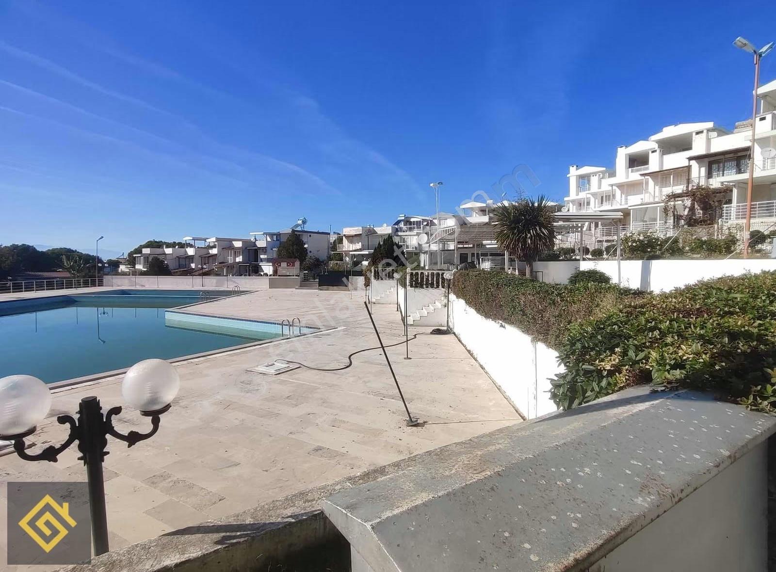 Kuşadası Soğucak Havuzbaşı 2+1 Villa