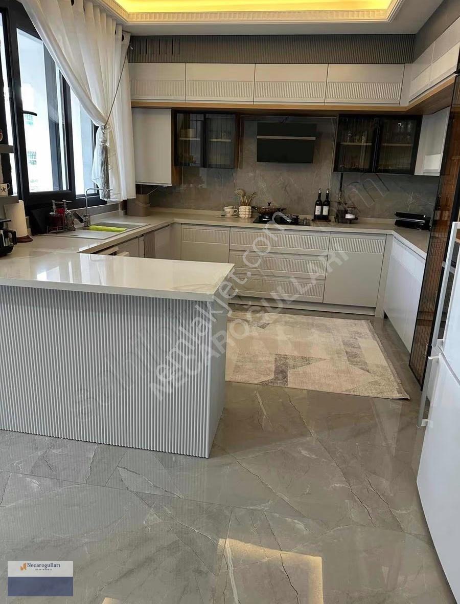 Necaroğullarından Cadde 75 Üzeri Baran 75 Sitesi Ultra Lüks