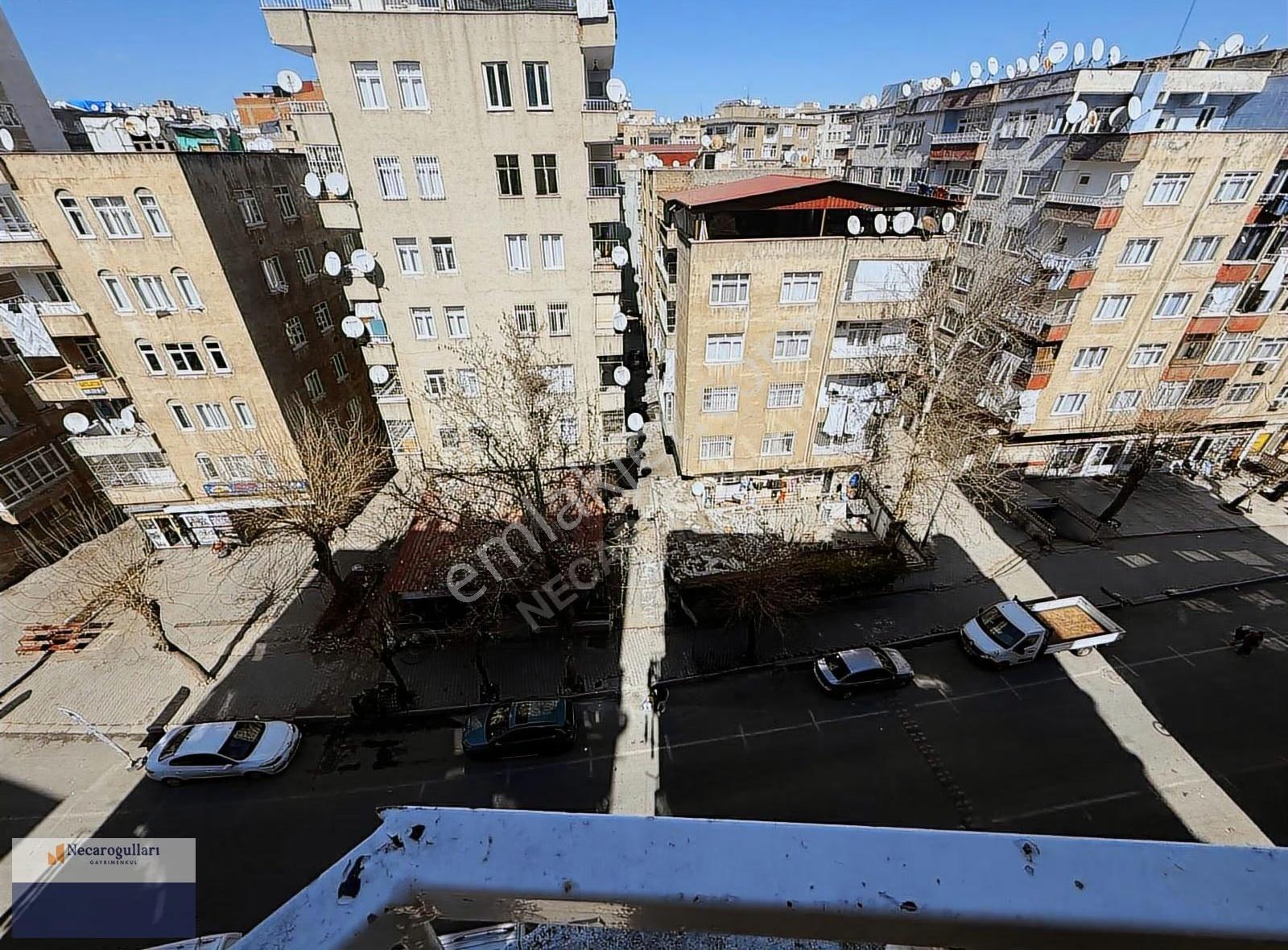 Necaroğullarından Şehitlik Salı Pazarında Uygun 120m2 Daire - Görsel 3