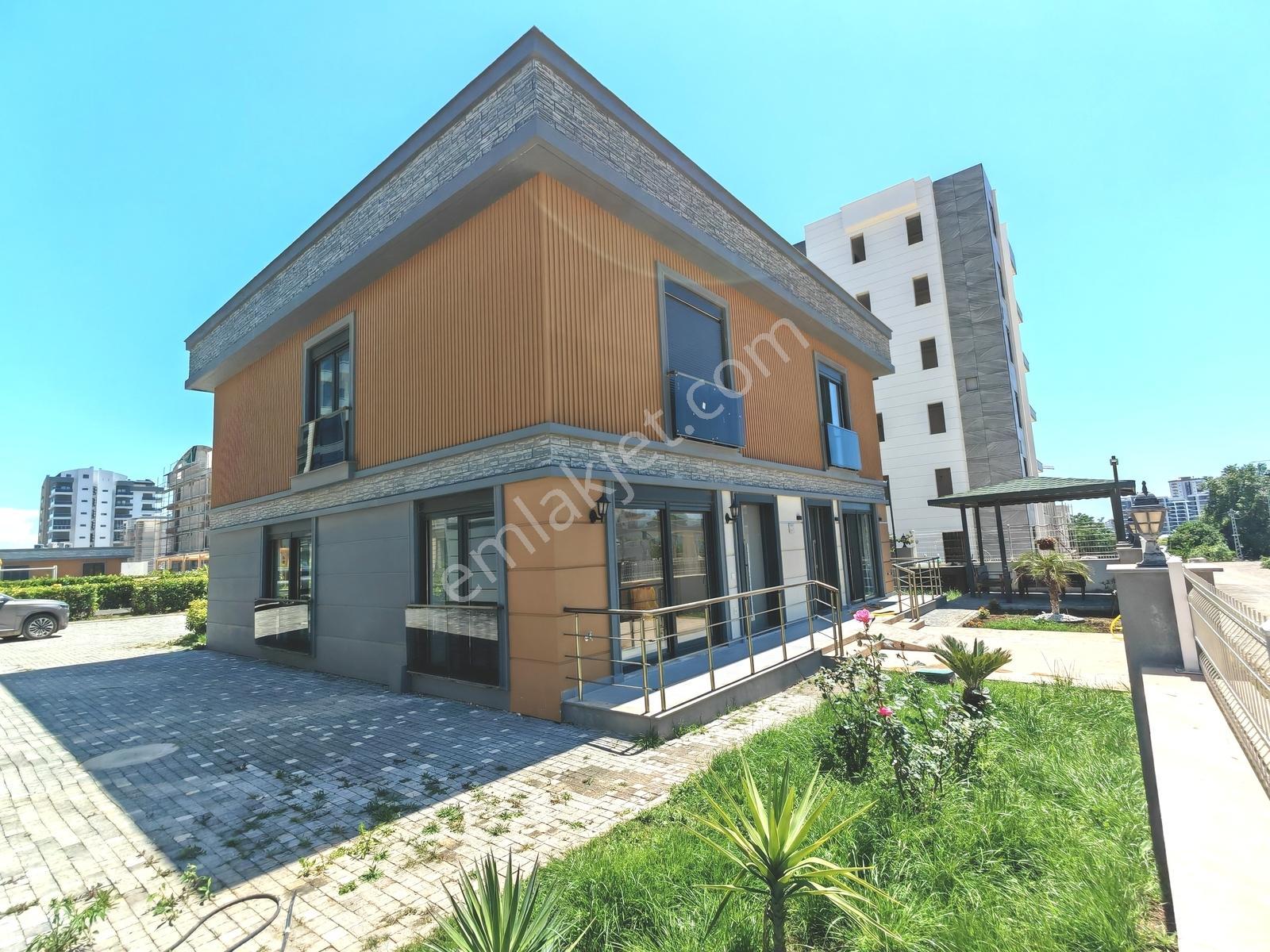 Altıntaş'ın Merkezinde İskanlı Sıfır Havuz Manzaralı 3+1 Villa - Görsel 31