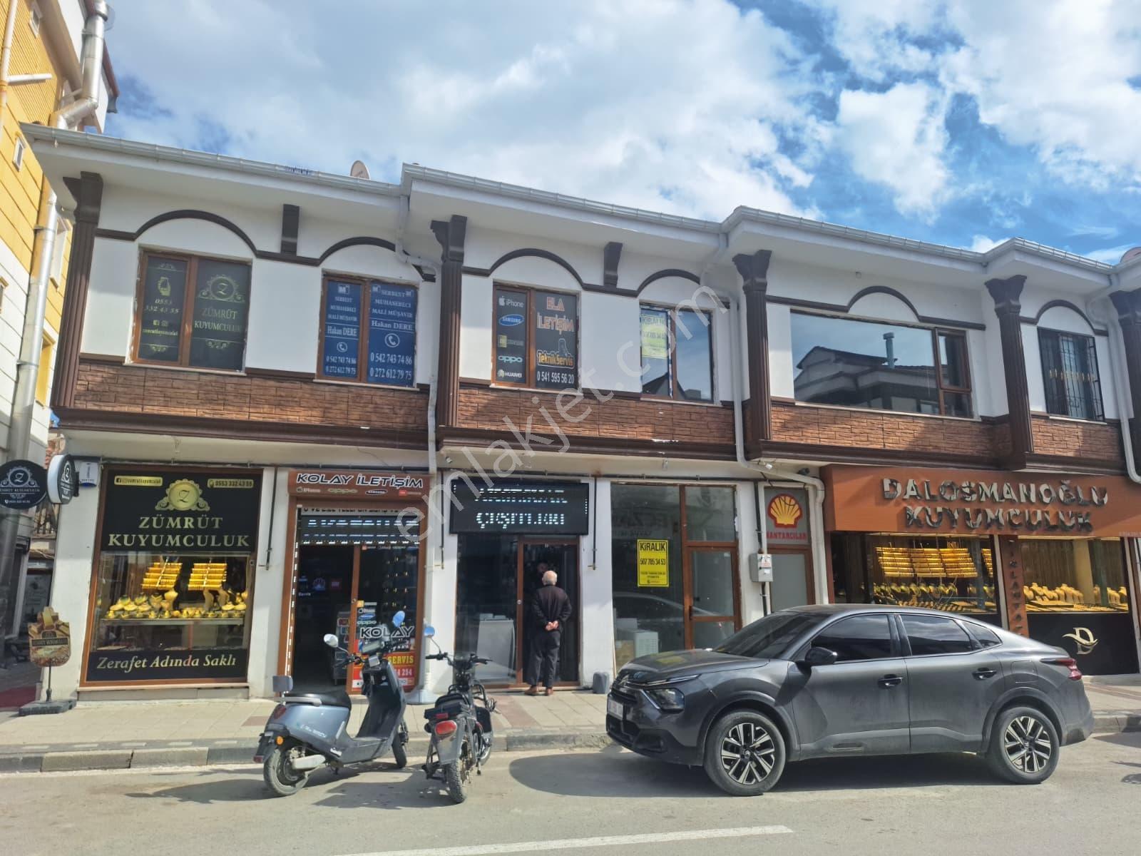 Yaman'dan Bolvadin Çarşı Merkez'de Kiralık Ofis - Görsel 16