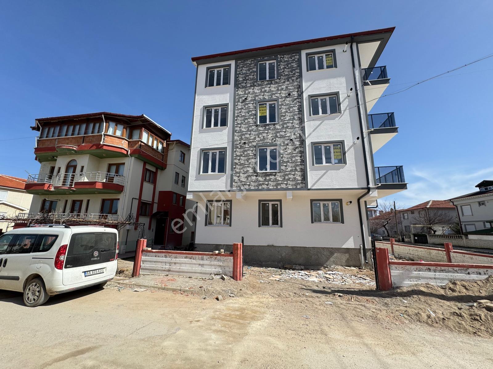 Yaman'dan Bolvadin Bademli Mah. 2 Adet 2+1 Sıfır Daireler - Görsel 13