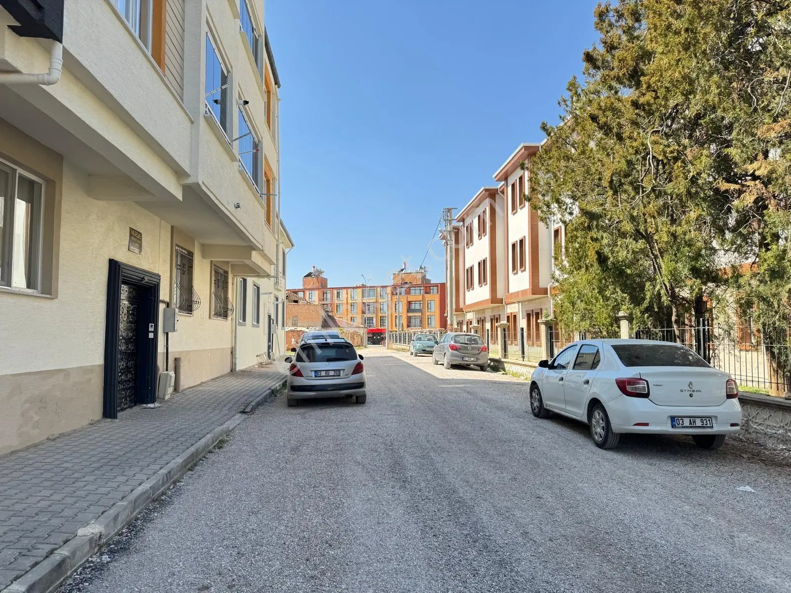 Yaman'dan Hastane Mah. Satılık 1+1 Eşyalı Daire Hazır Kiracılı - Görsel 4