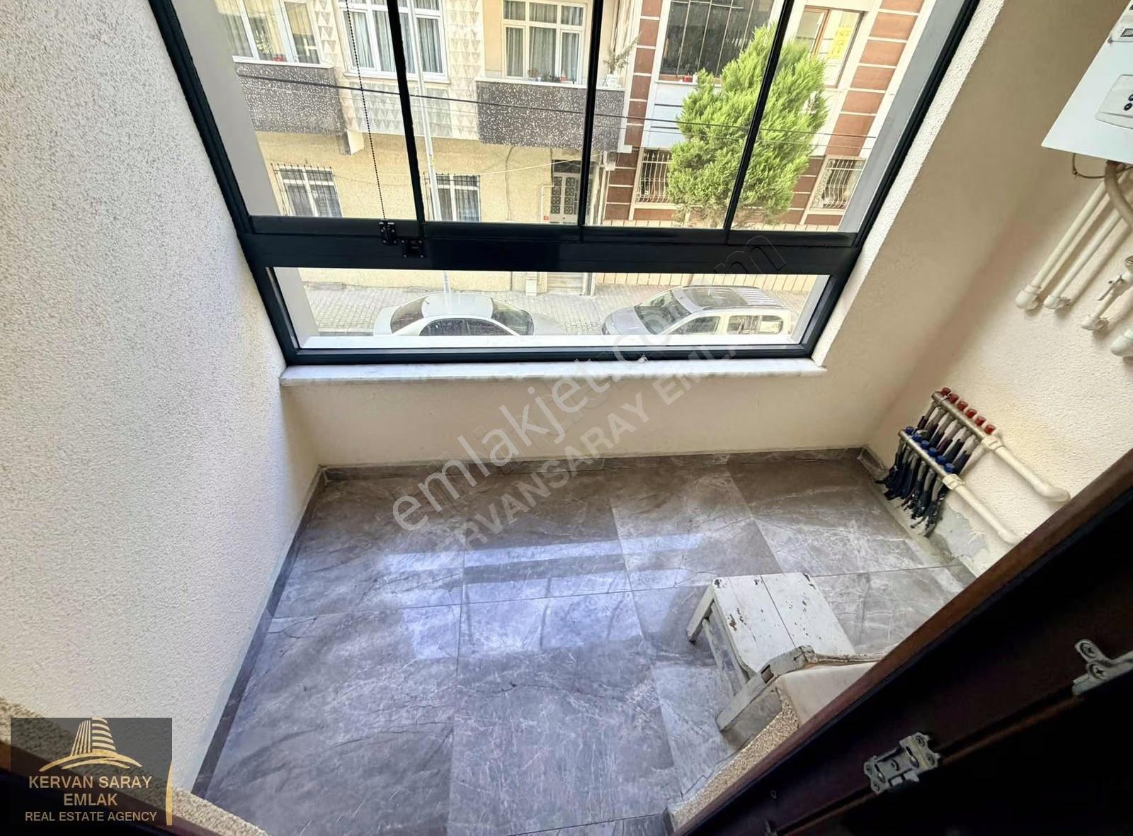 Bağcılar Barbaros Mahallesi Satılık Daire Öncephe 2+1 92m2 1kat - Görsel 15