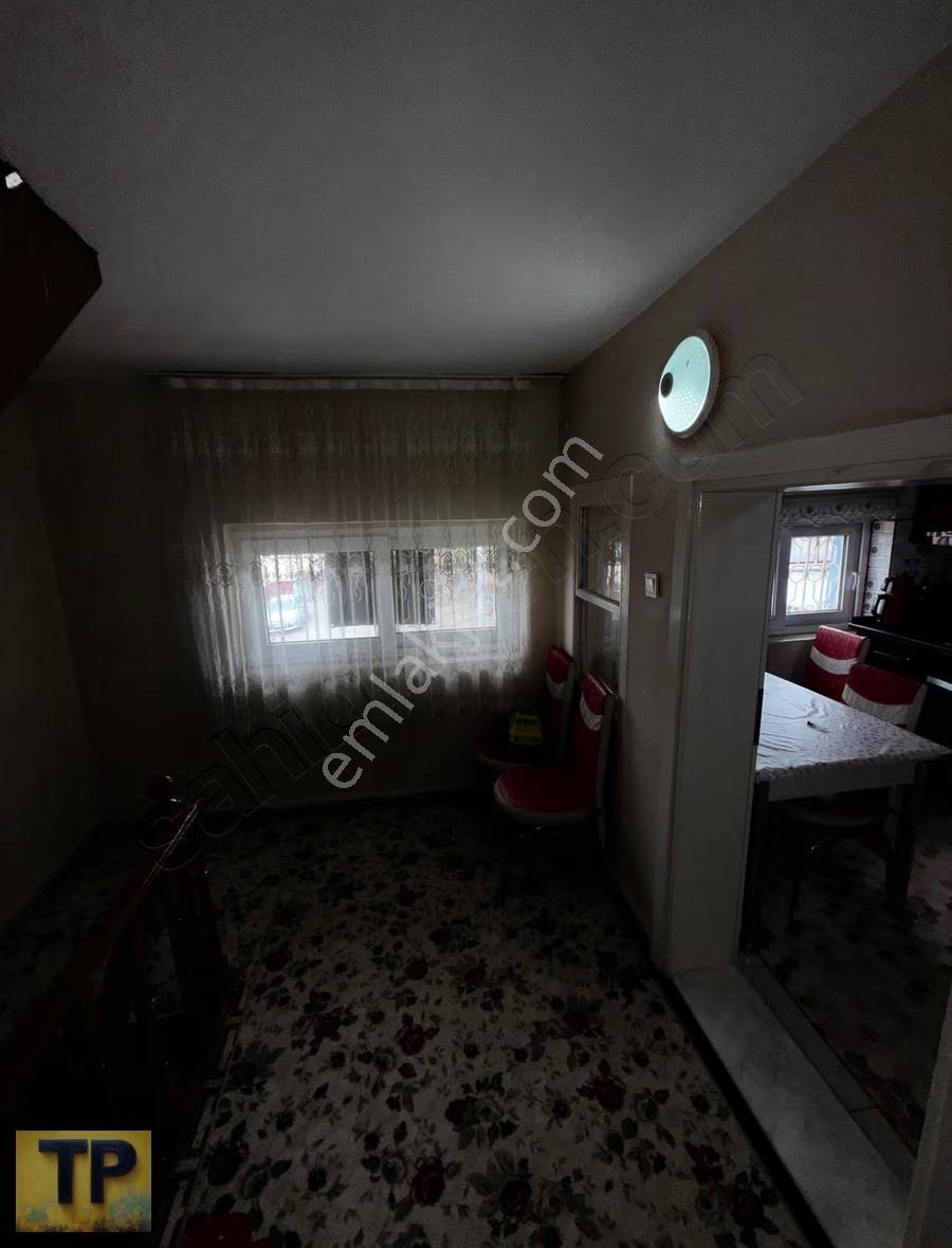 Bayındır Tam Çarşı Merkez De Satılık Müstakil Ev - Görsel 8