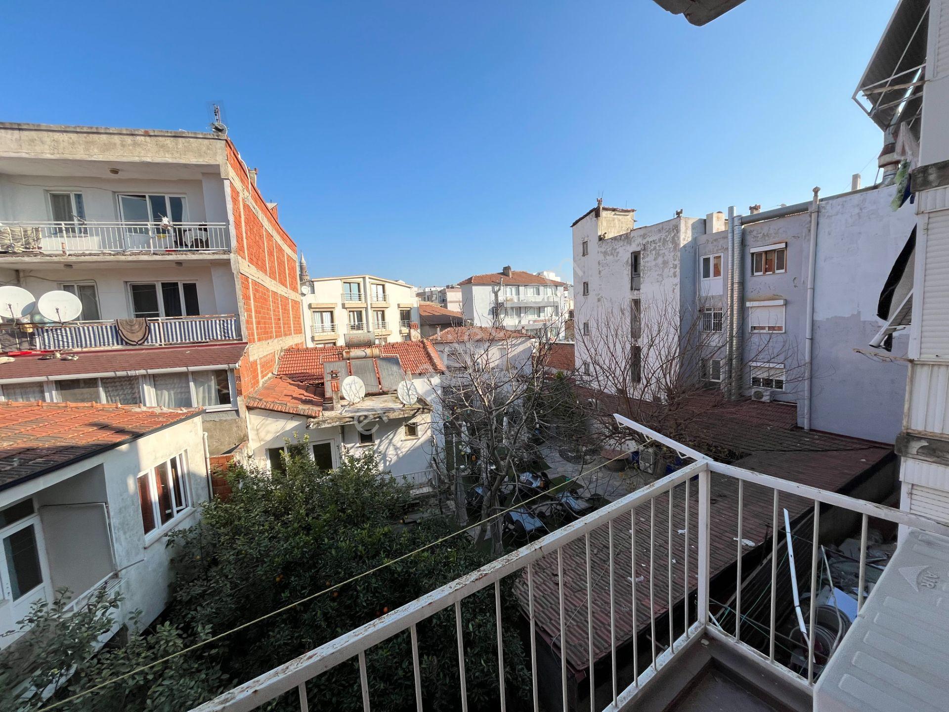 Şehrin Kalbinde Geniş Ve Aydınlık Daire Fırsatı - Görsel 25